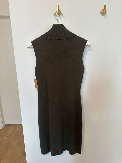 BCBG MAXAZRIA Sleeveless Sweater Dress