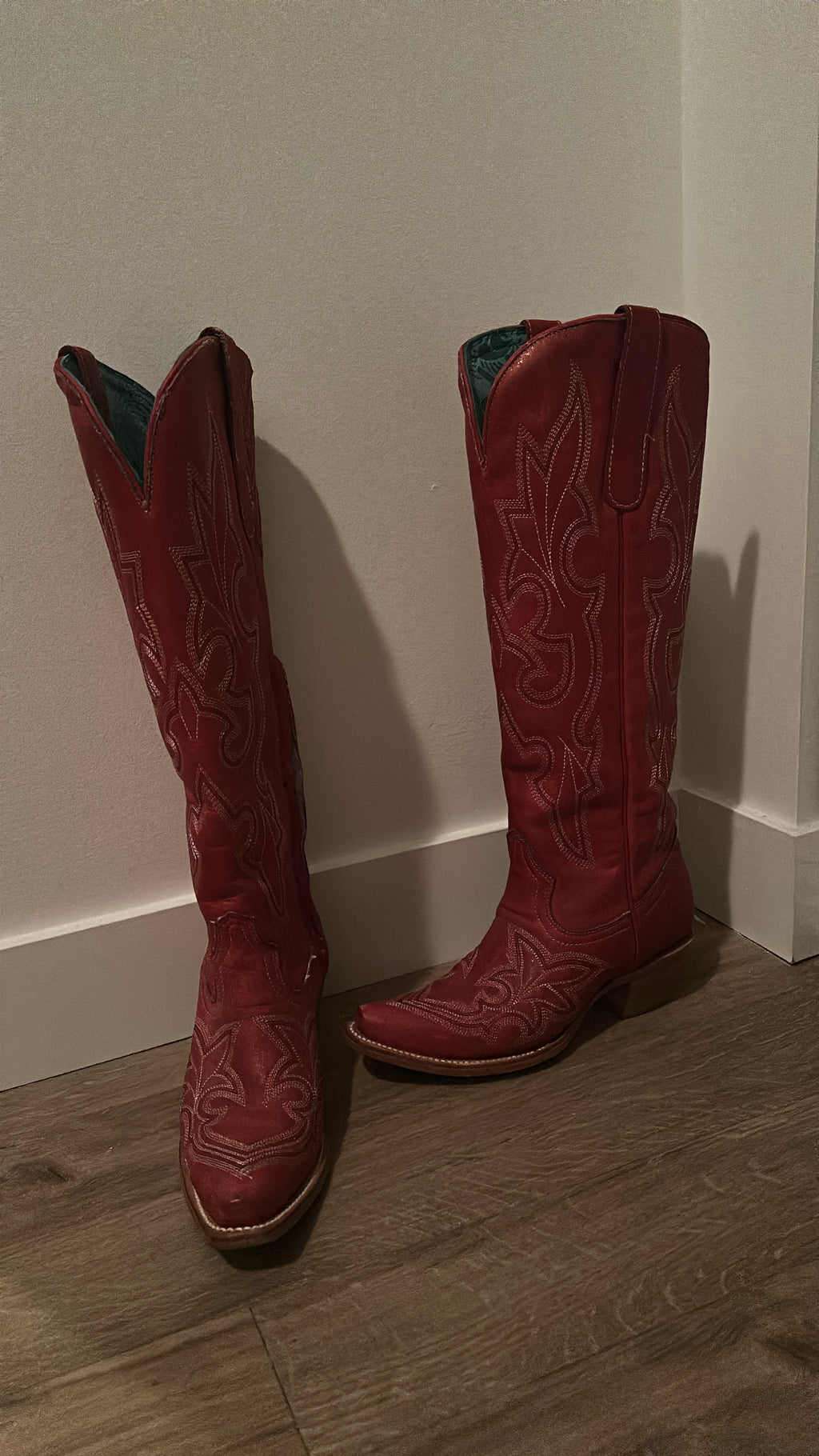CORRAL Leather Western Boots | Red W/ White Stitching | Size 6