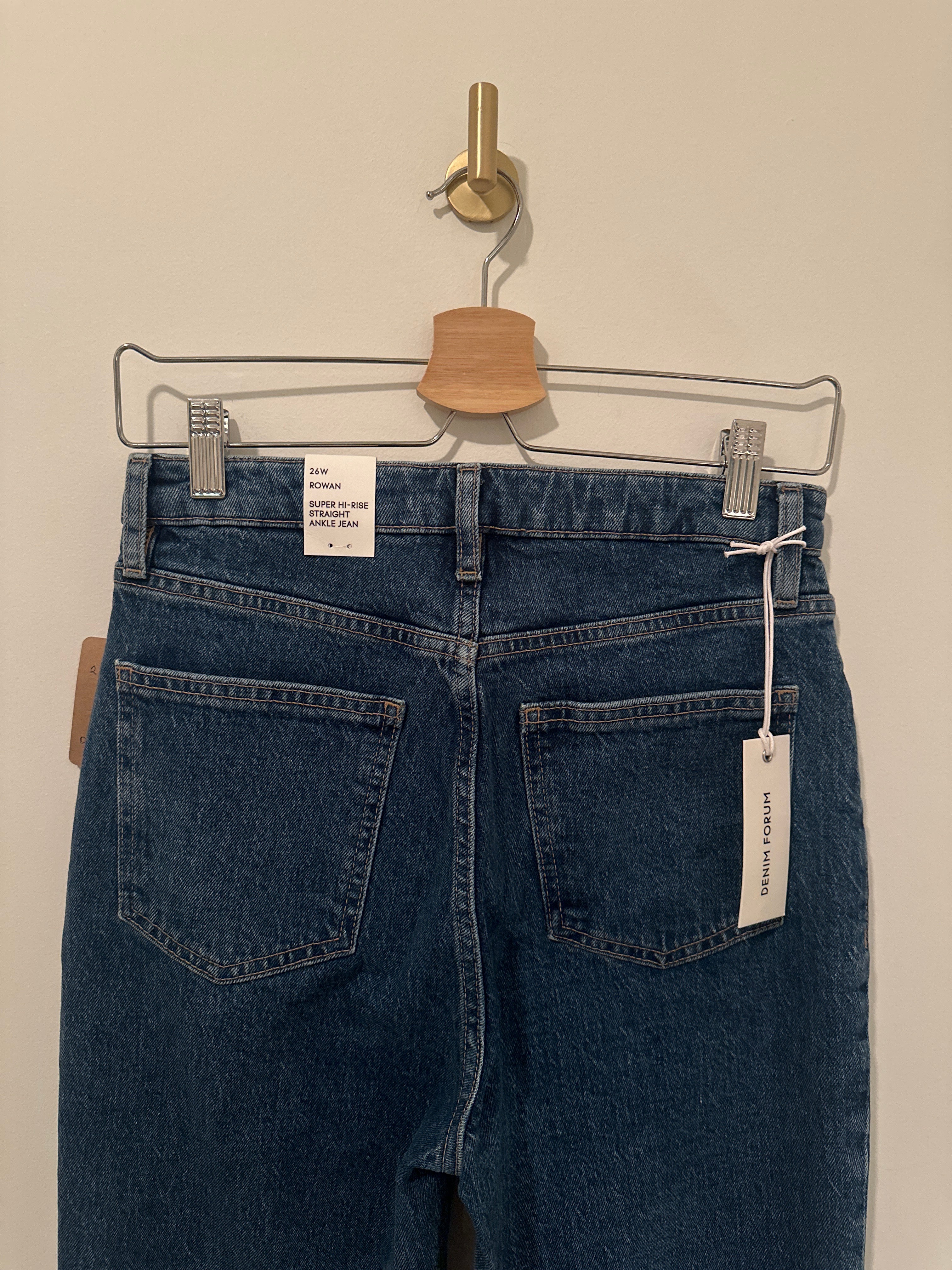 DENIM FORUM DENIM SUPER HI ANKLE MEDIUM BLUE 'ROWAN' STRAIGHT SIZE 26