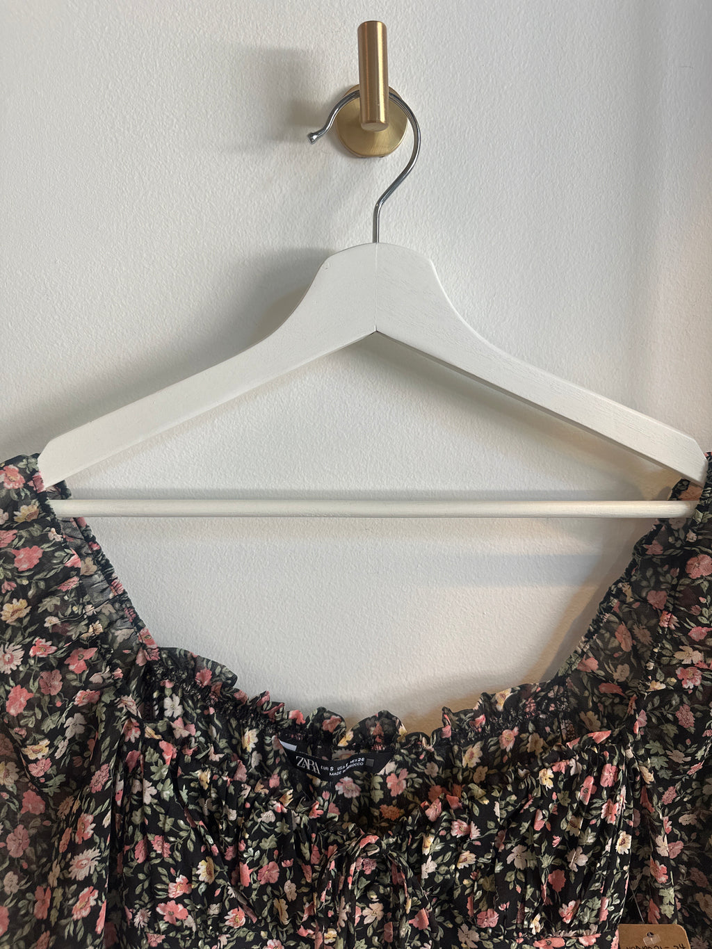 Zara Floral Off-the-Shoulder Smocked Midi Dress | Size Small