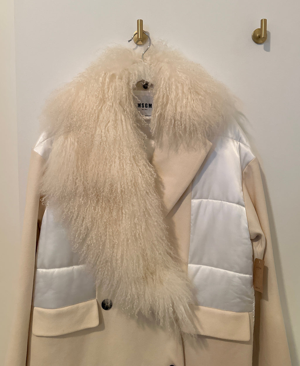 MSGM Cream Winter Quilted Wool Coat with Detachable Furry Stole Medium