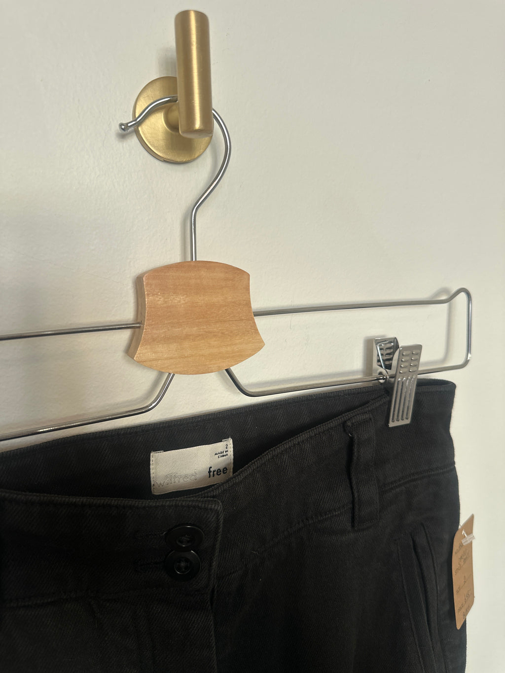 Wilfred Free Modern Cargo Size 2
