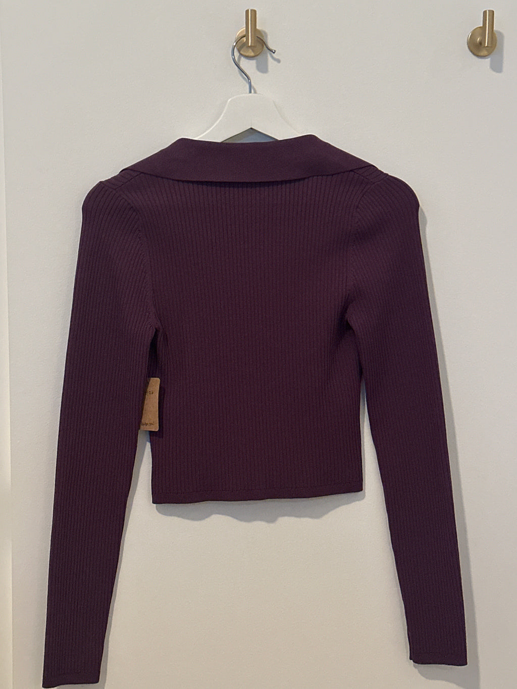 BABATON Ribbed V-neck Collared Short Sweater