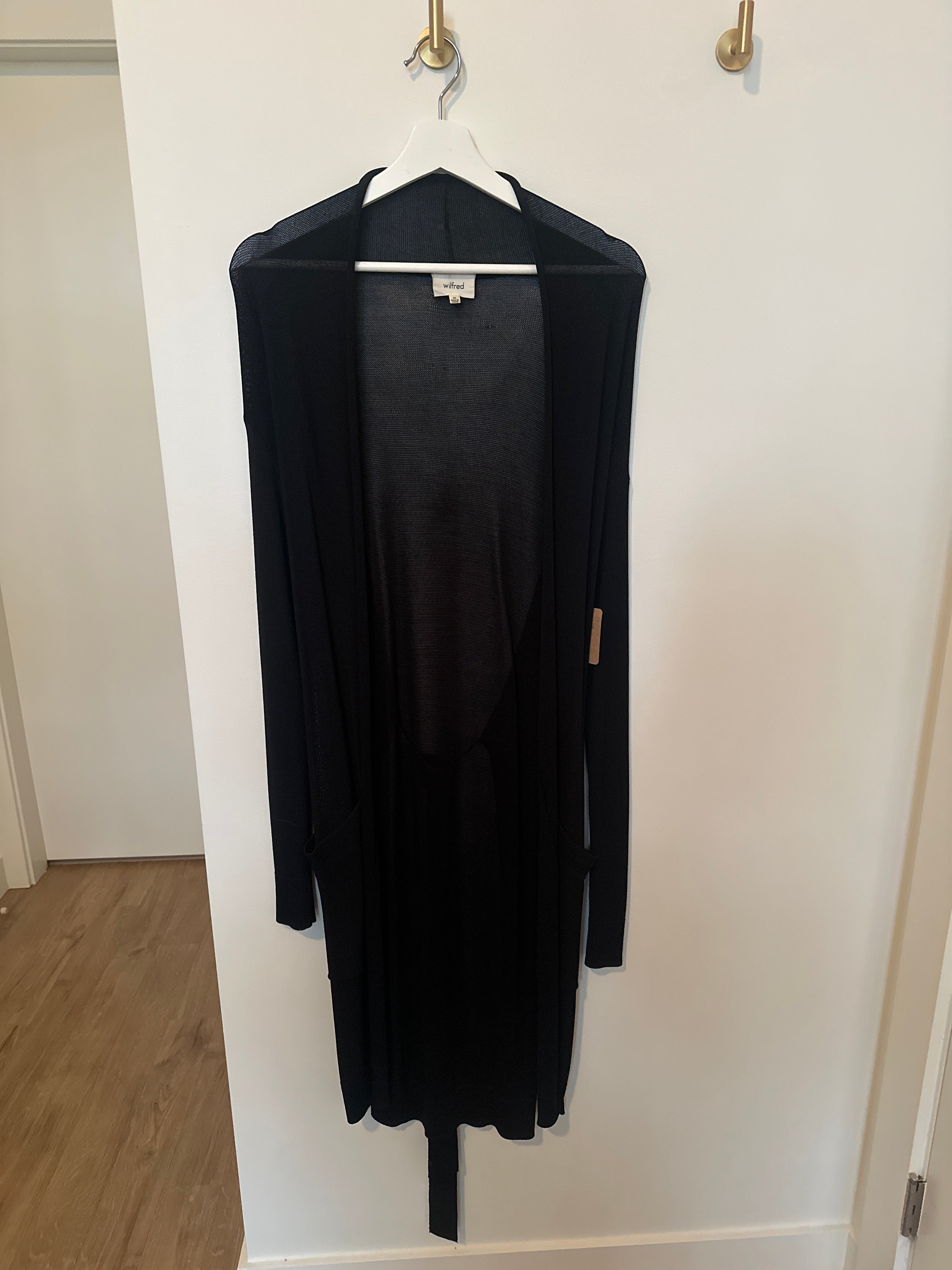 Wilfred Long Sleeve Black Skinny Knit Cardigan