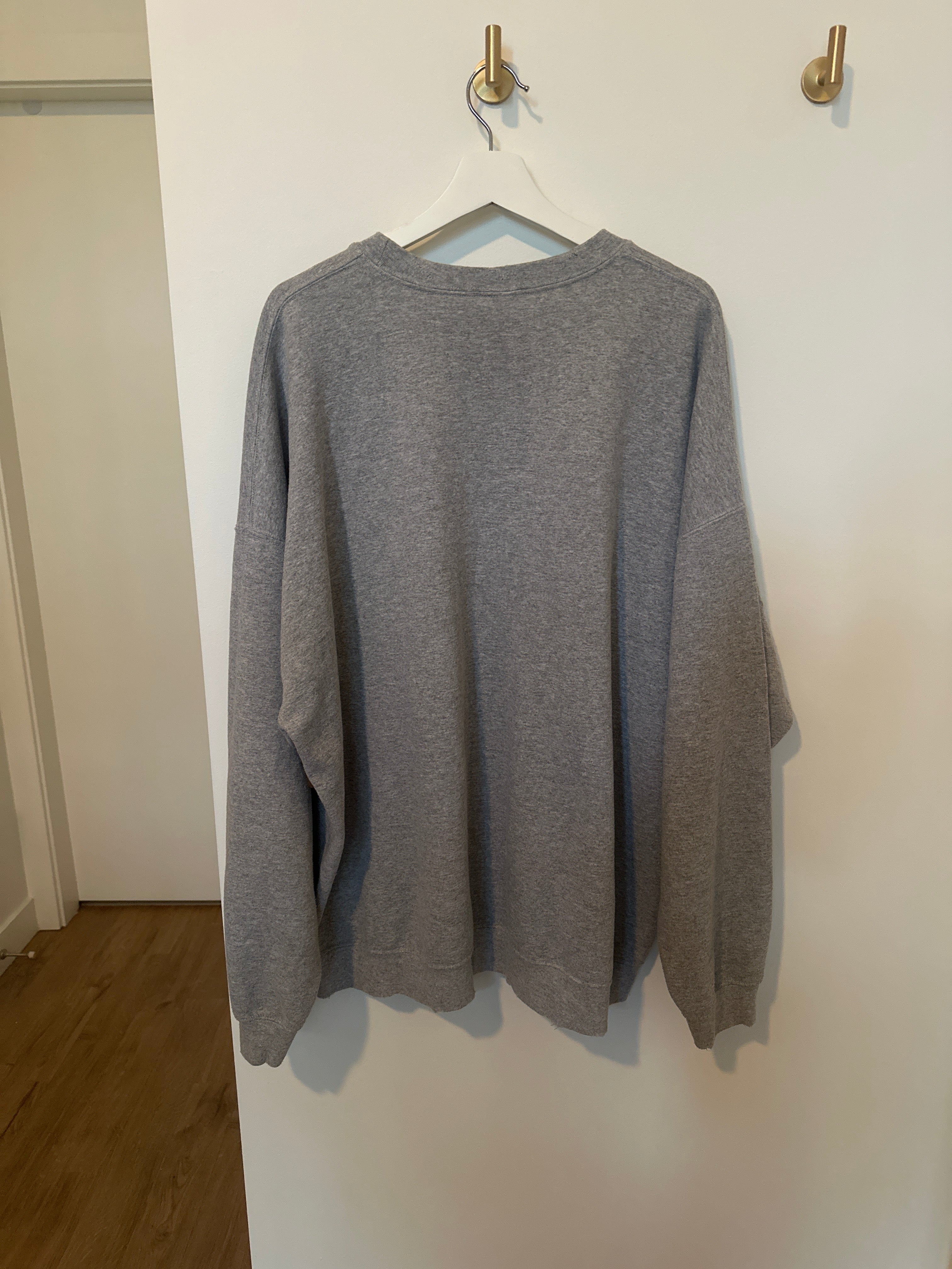 SUBLIME Distressed Crewneck Sweatshirt