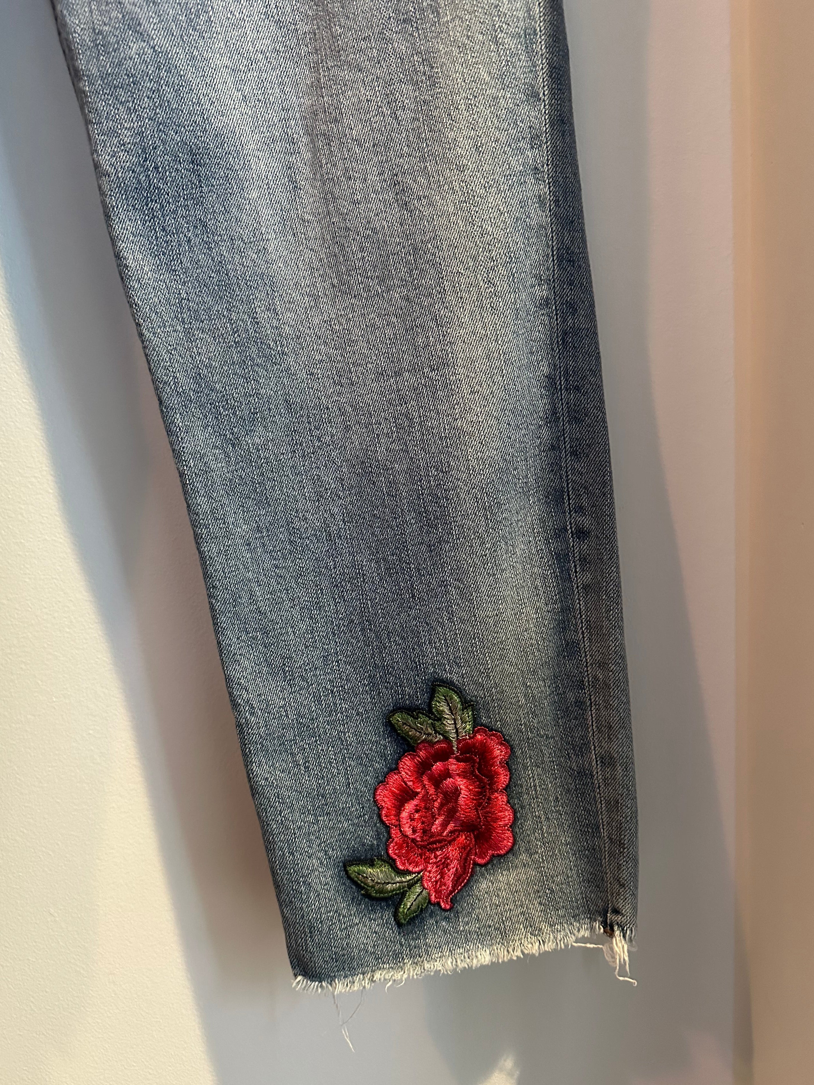 Romantic Floral Embroidered High-Rise Jeans — Size 13/32