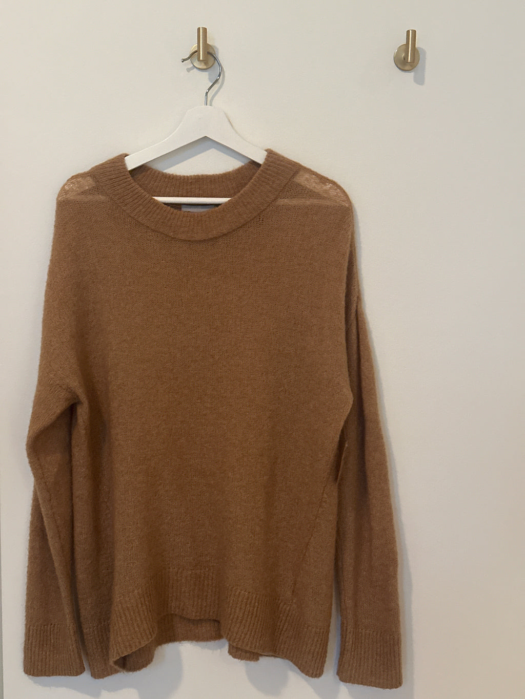H&M Fine Knit Long Sleeved Sweater