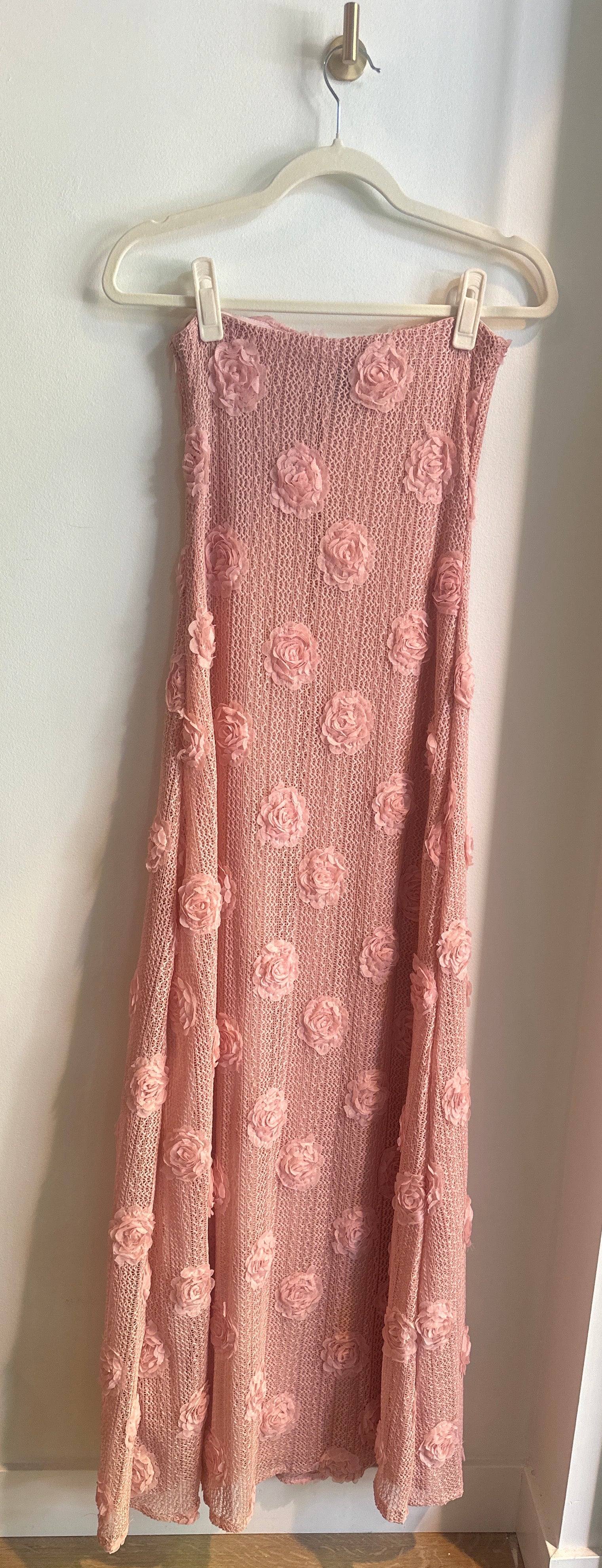 Peppermayo 3D Rosette Midi Dress
Blush Pink | Size Small
