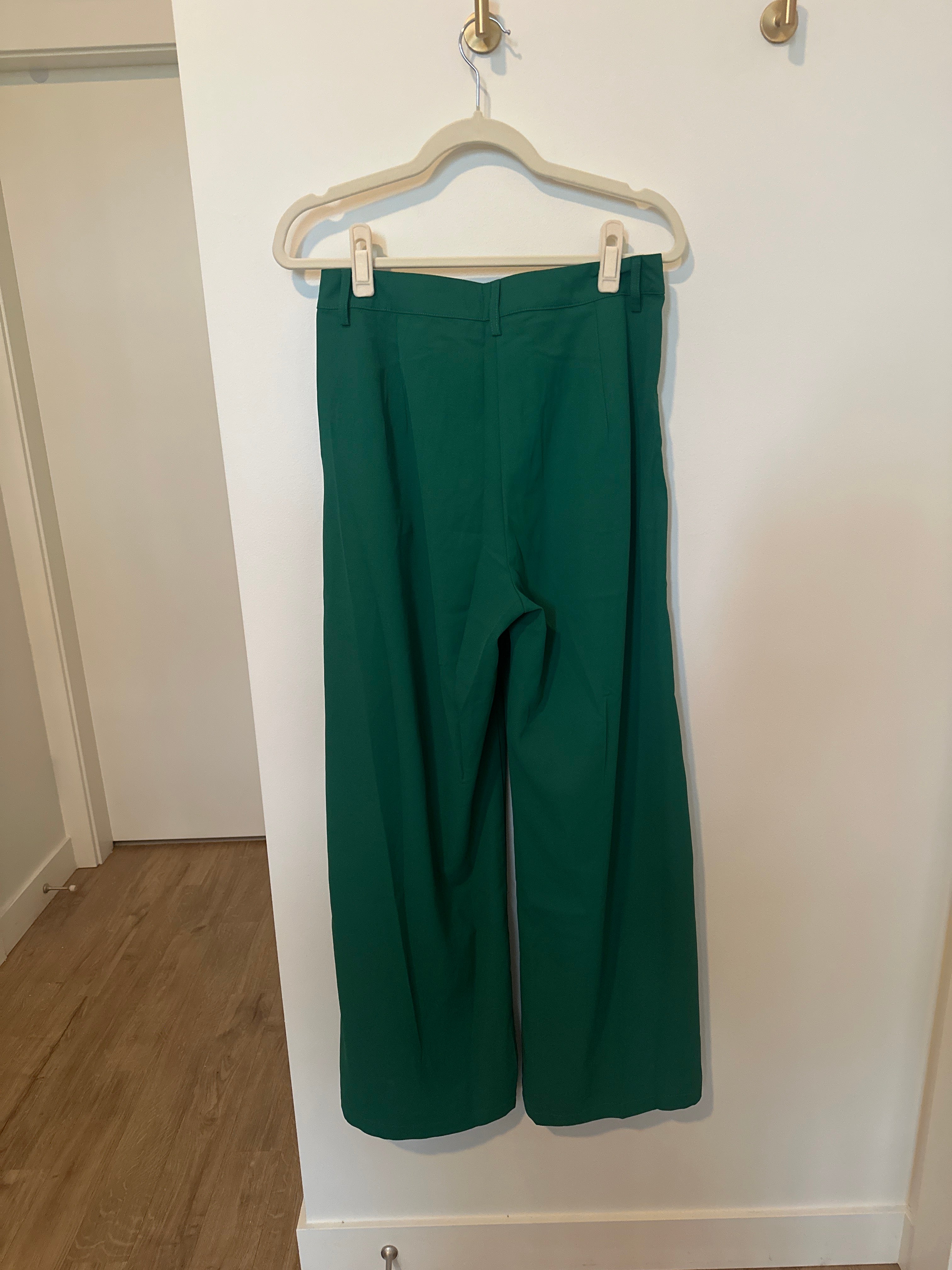 Micas Kelly Green Pleated Wide Leg Trouser