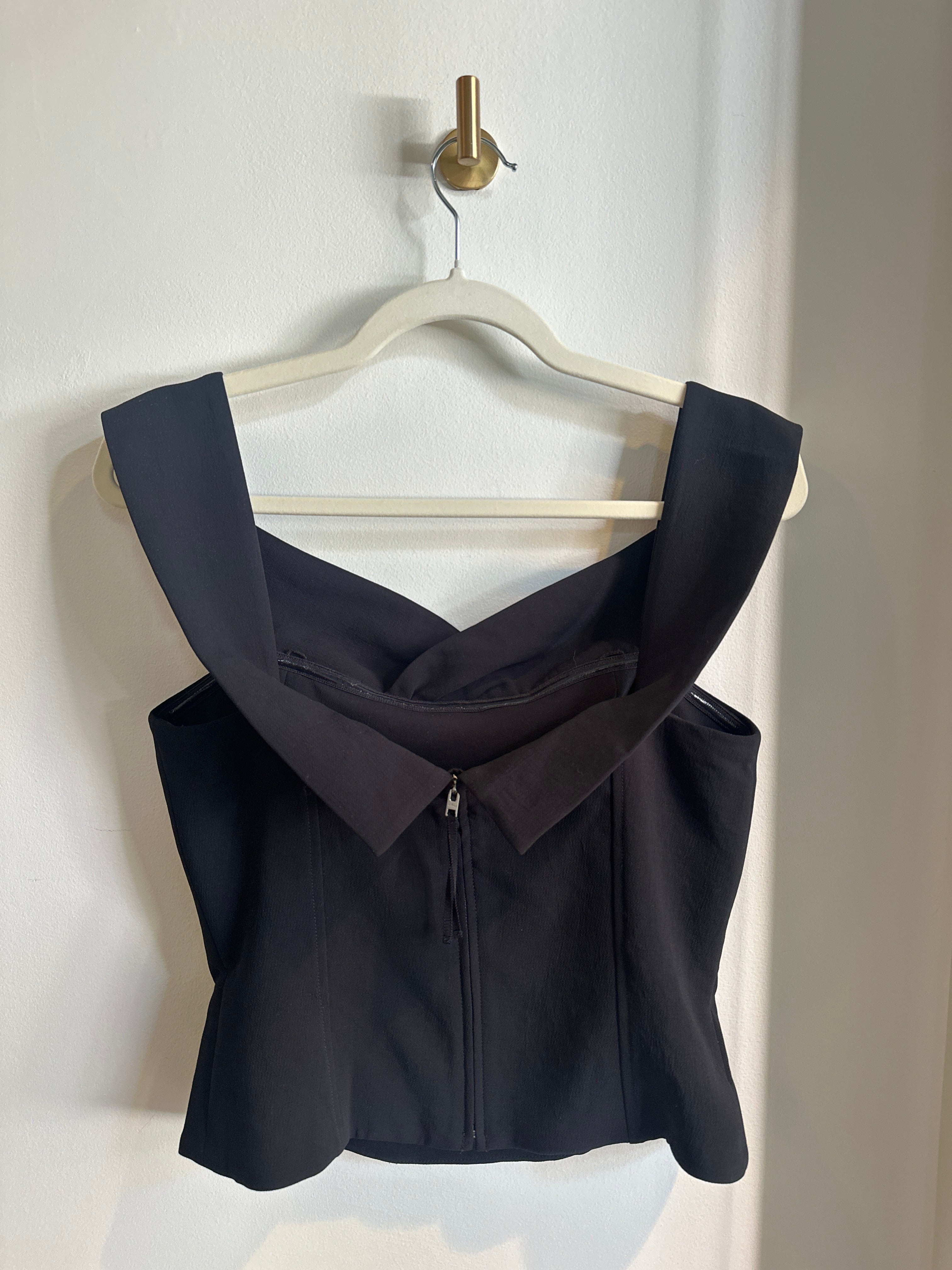 Wilfred by Aritzia Crepette Off-the-Shoulder Top | Size M | Black