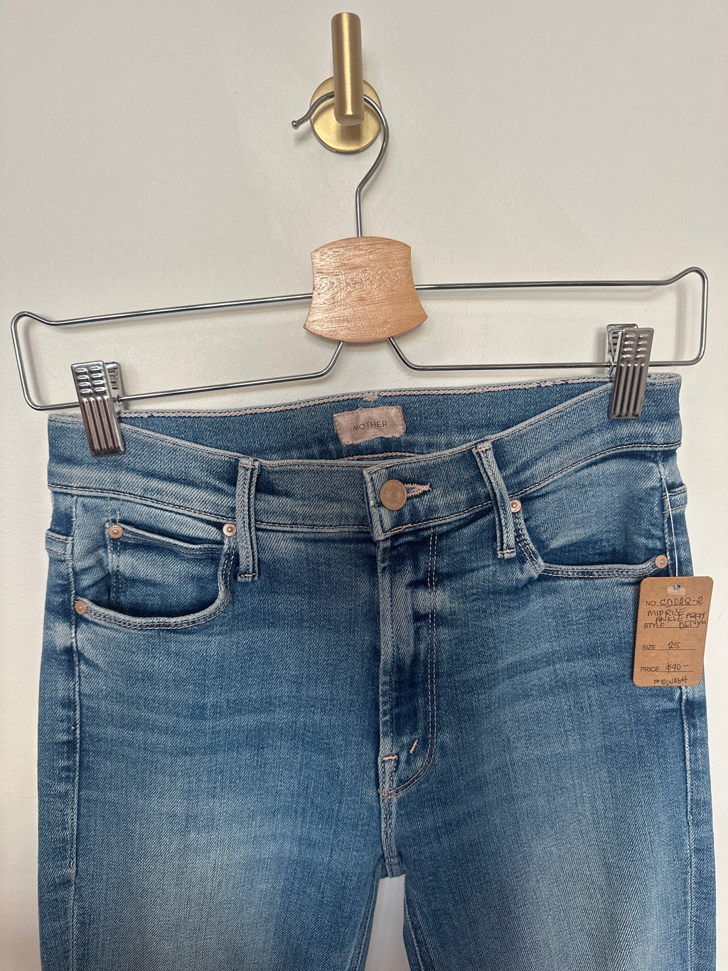 MOTHER Denim Dazzler Ankle Fray Size 25