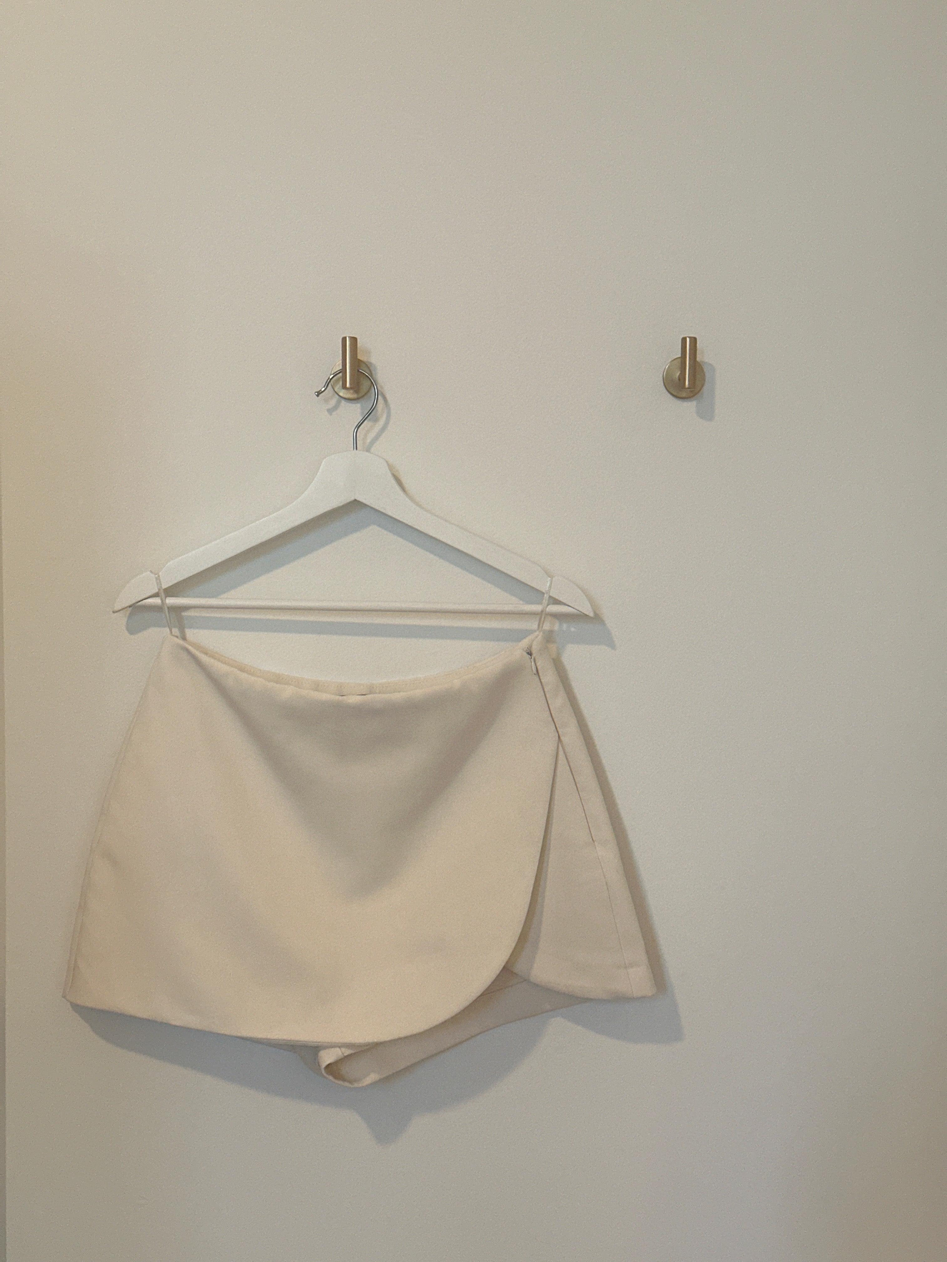 ZARA Oyster White Skort