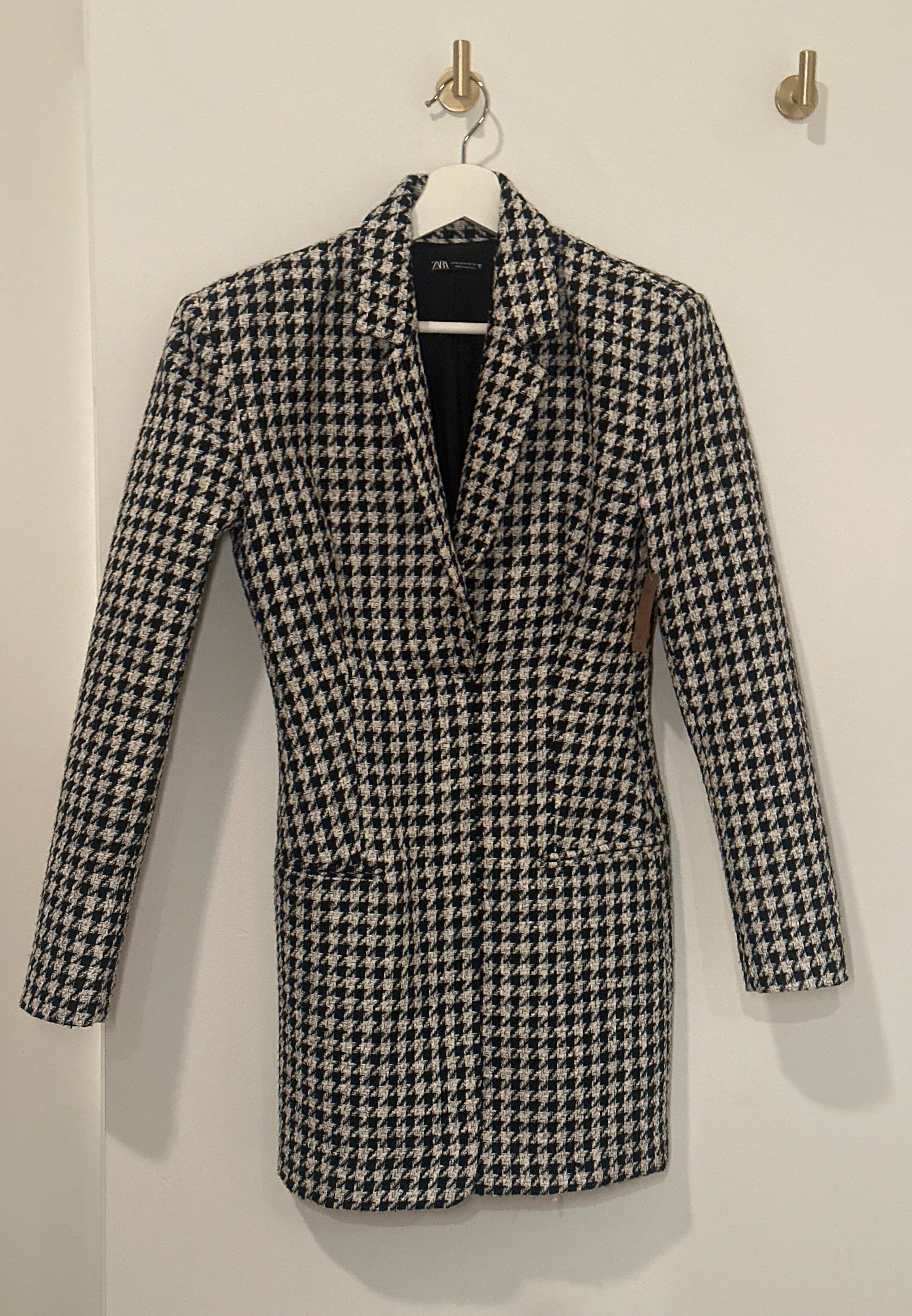ZARA Long Sleeved Blazer Dress Black and White Houndstooth Medium
