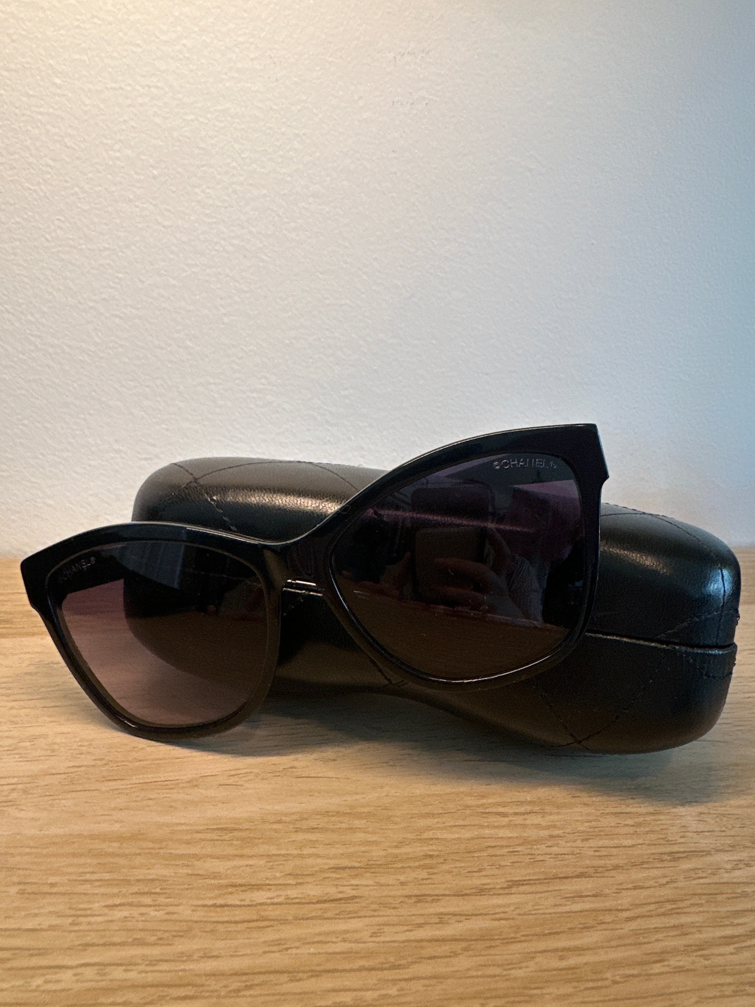 CHANEL Quilted Arm Cat-Eye Sunglasses + Case 5330 c.501/S8