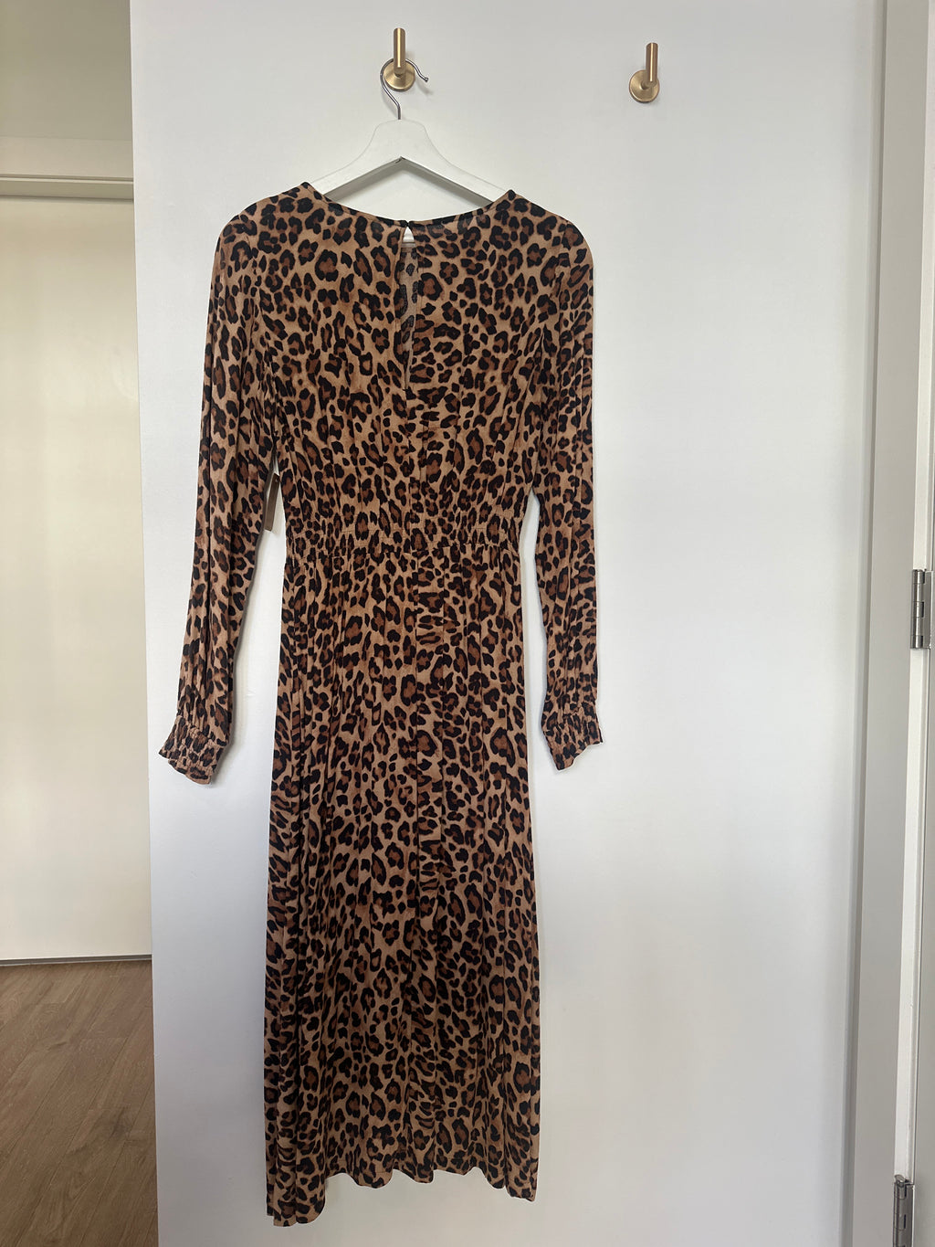 H&M Leopard Elasticized Waist Maxi Dress