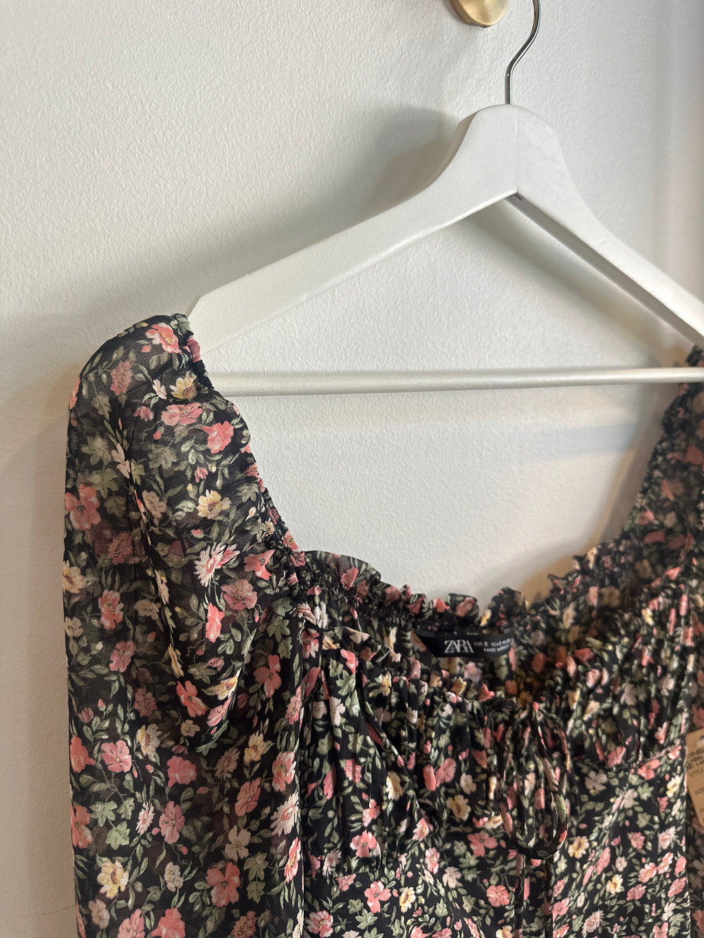 Zara Floral Off-the-Shoulder Smocked Midi Dress | Size Small