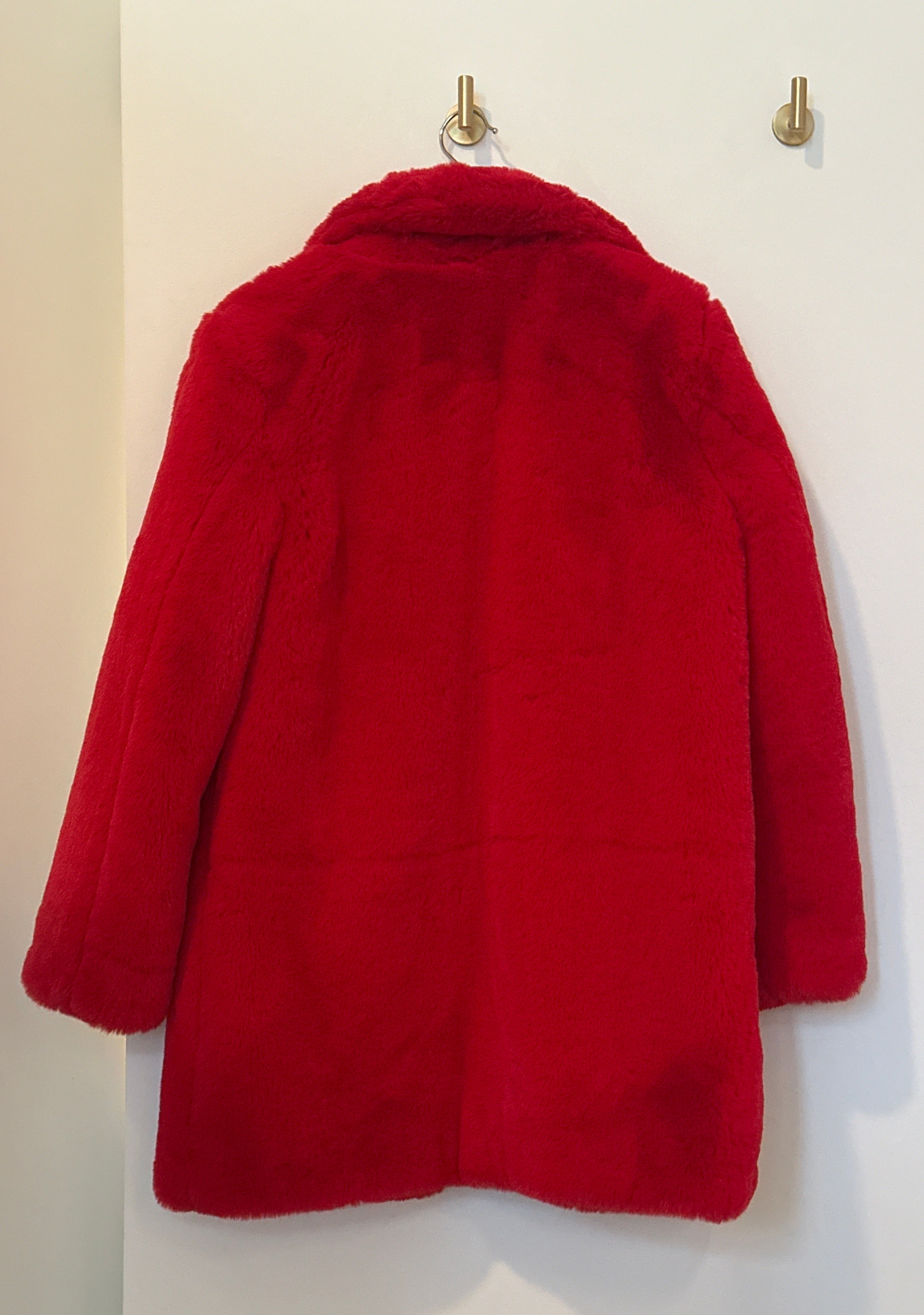 APPARIS Faux Fur Red Coat Small