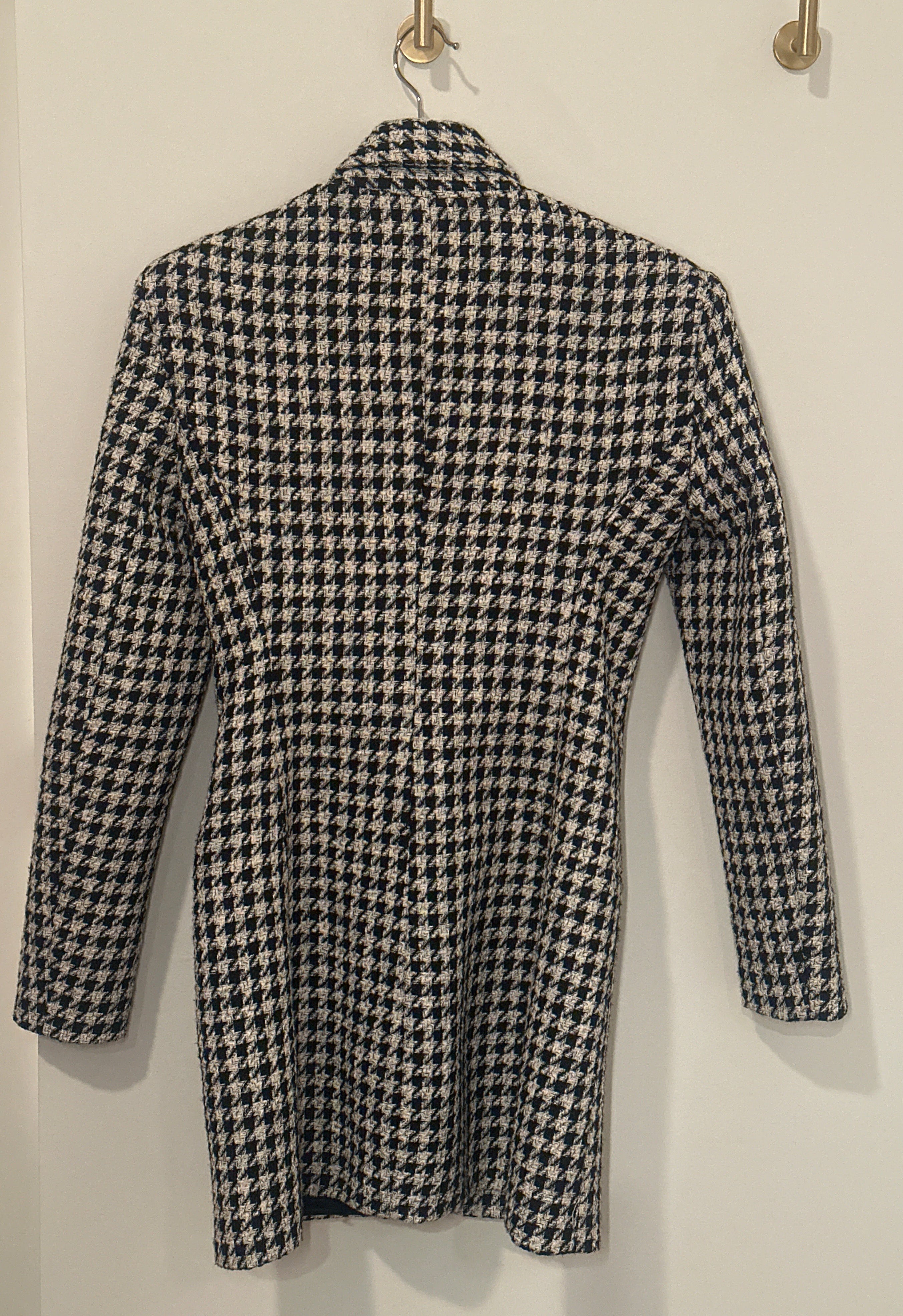 ZARA Long Sleeved Blazer Dress Black and White Houndstooth Medium