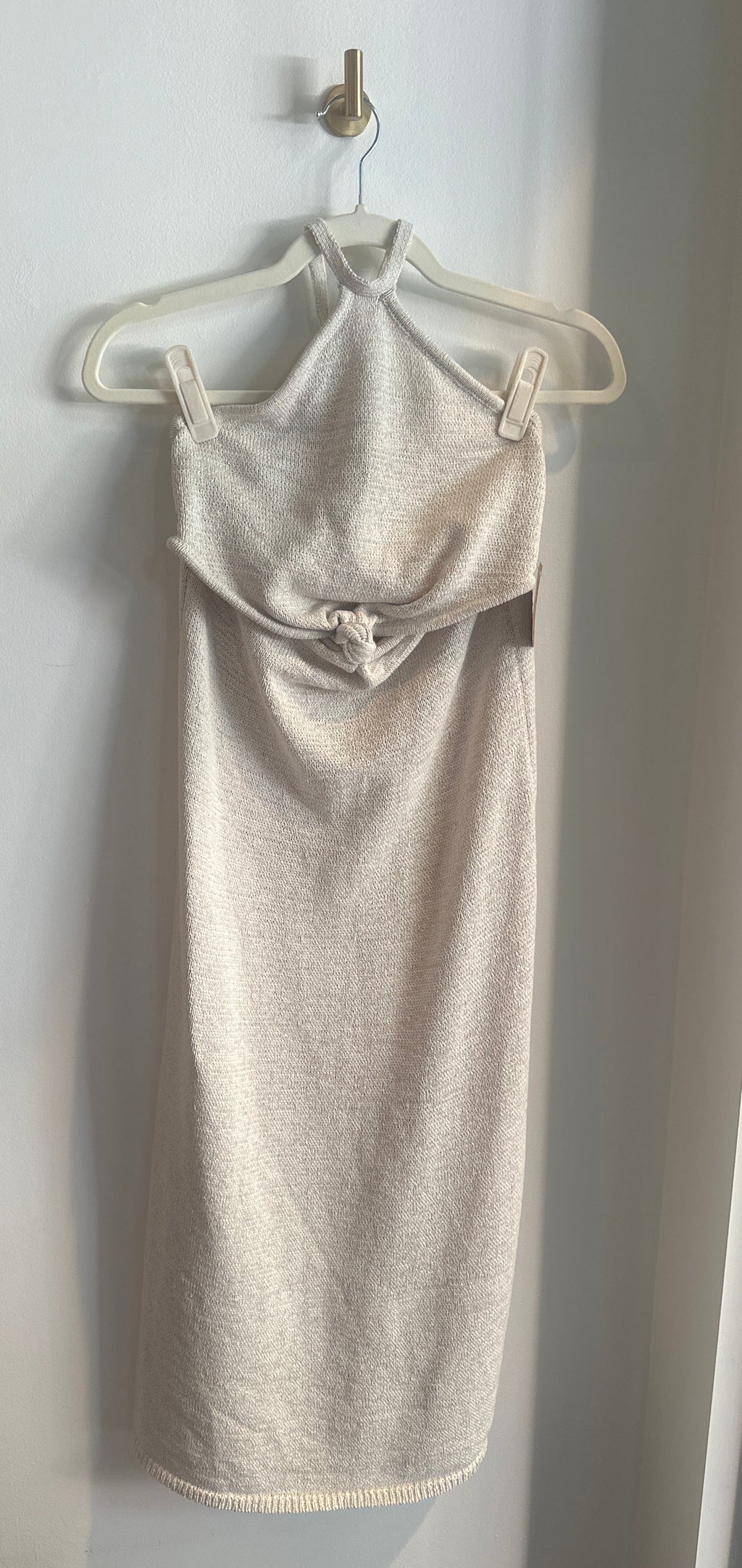 Cult Gaia Cameron Knit Knot Dress
Colour: Oat | Size Medium