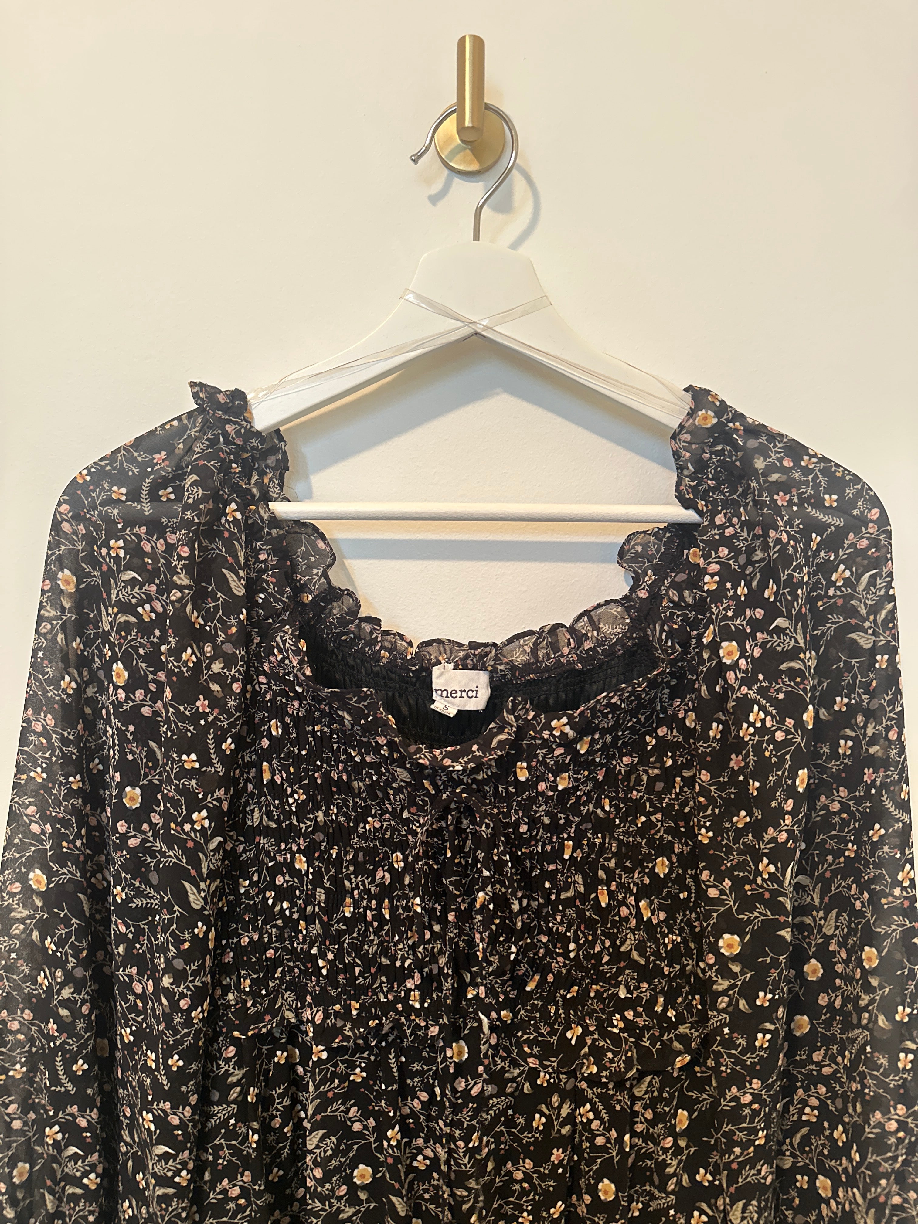 &merci Bohemian Style Flounced Bottom Full Length Dress