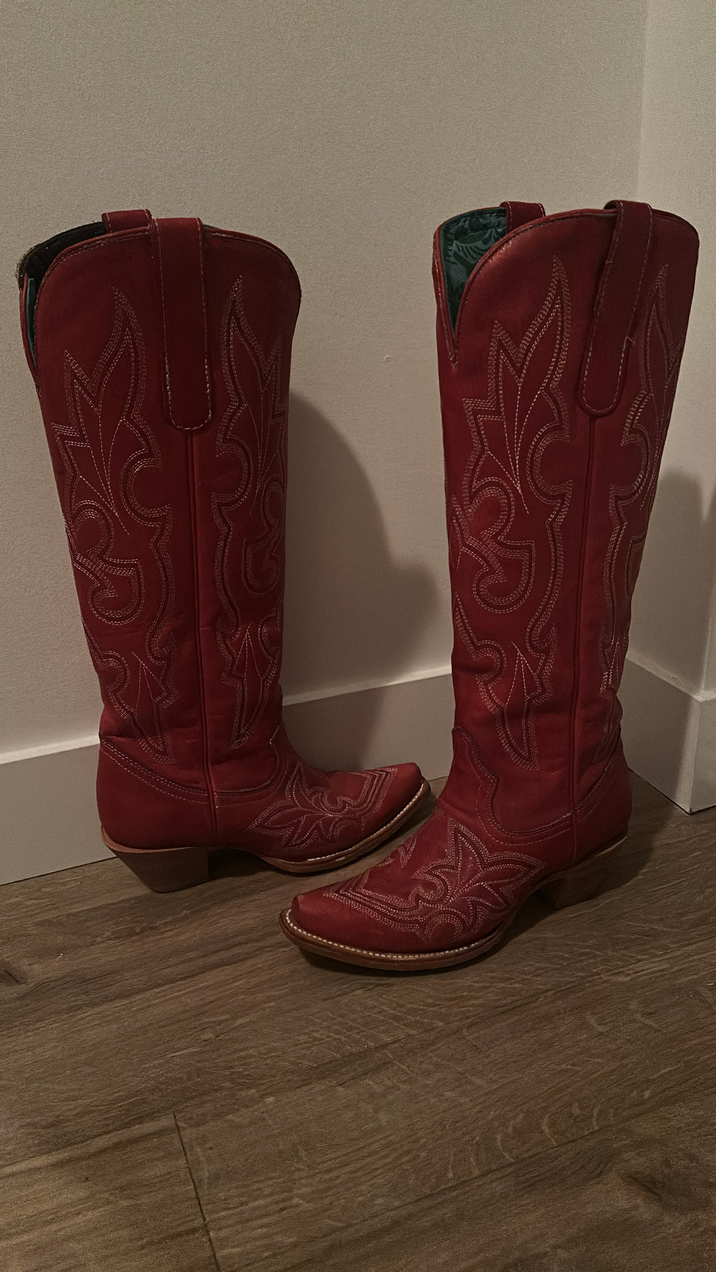 CORRAL Leather Western Boots | Red W/ White Stitching | Size 6