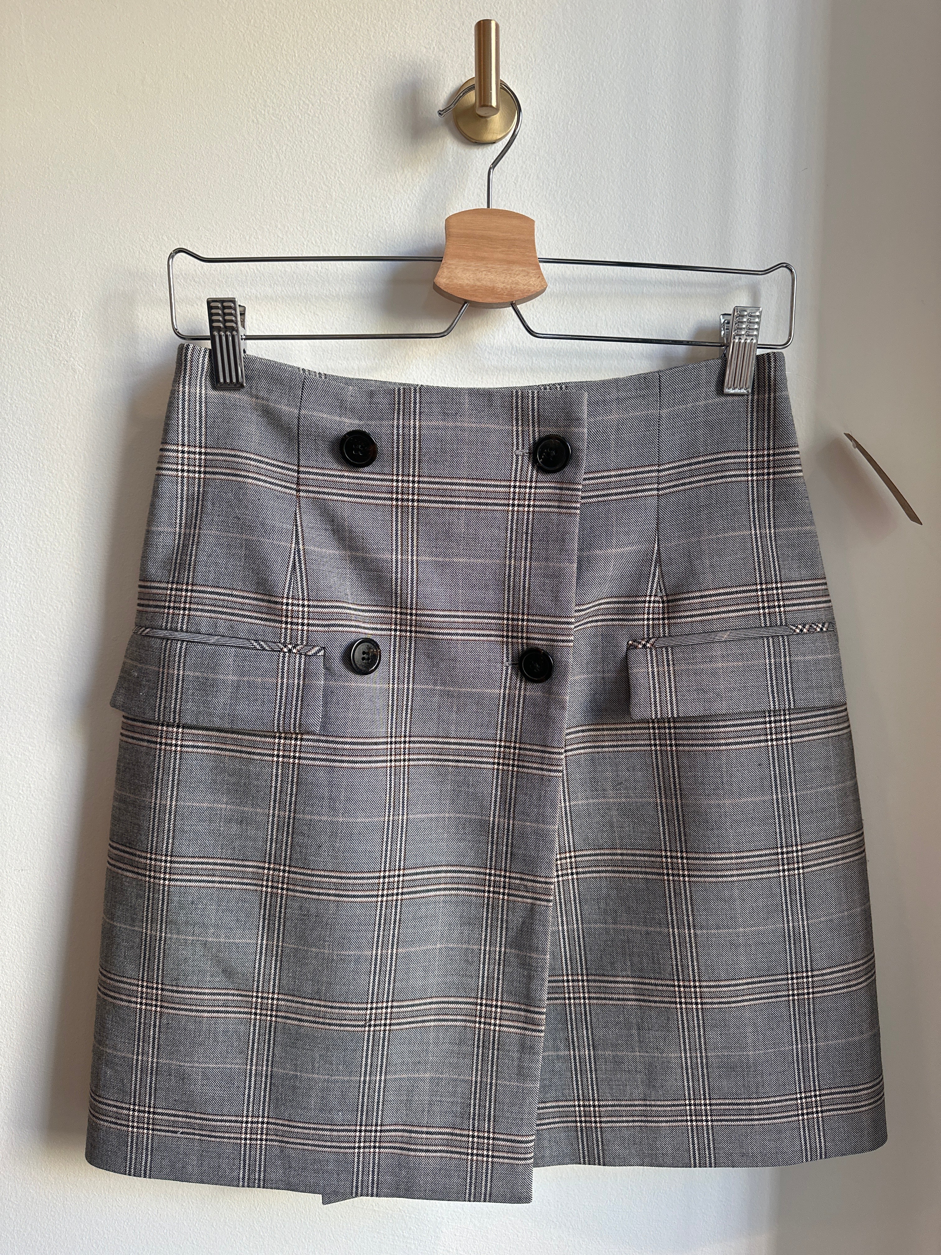 Judith & Charles Plaid Tailored Mini Skirt – Size 2