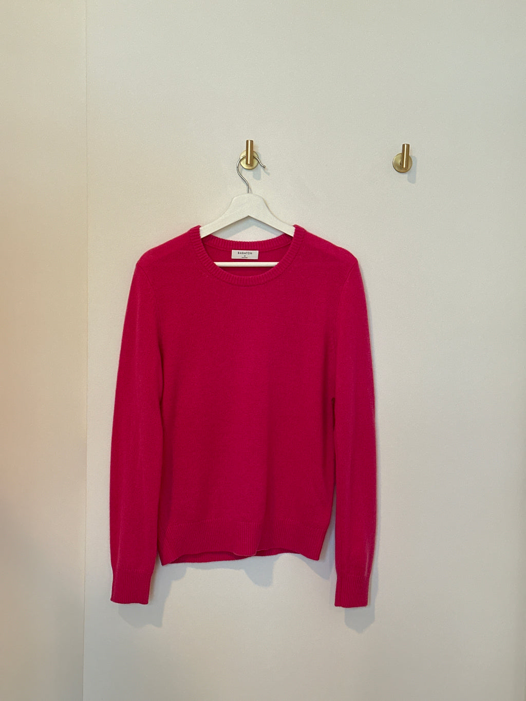 BABATON Long Sleeved Crew Neck Fuchsia Sweater Medium