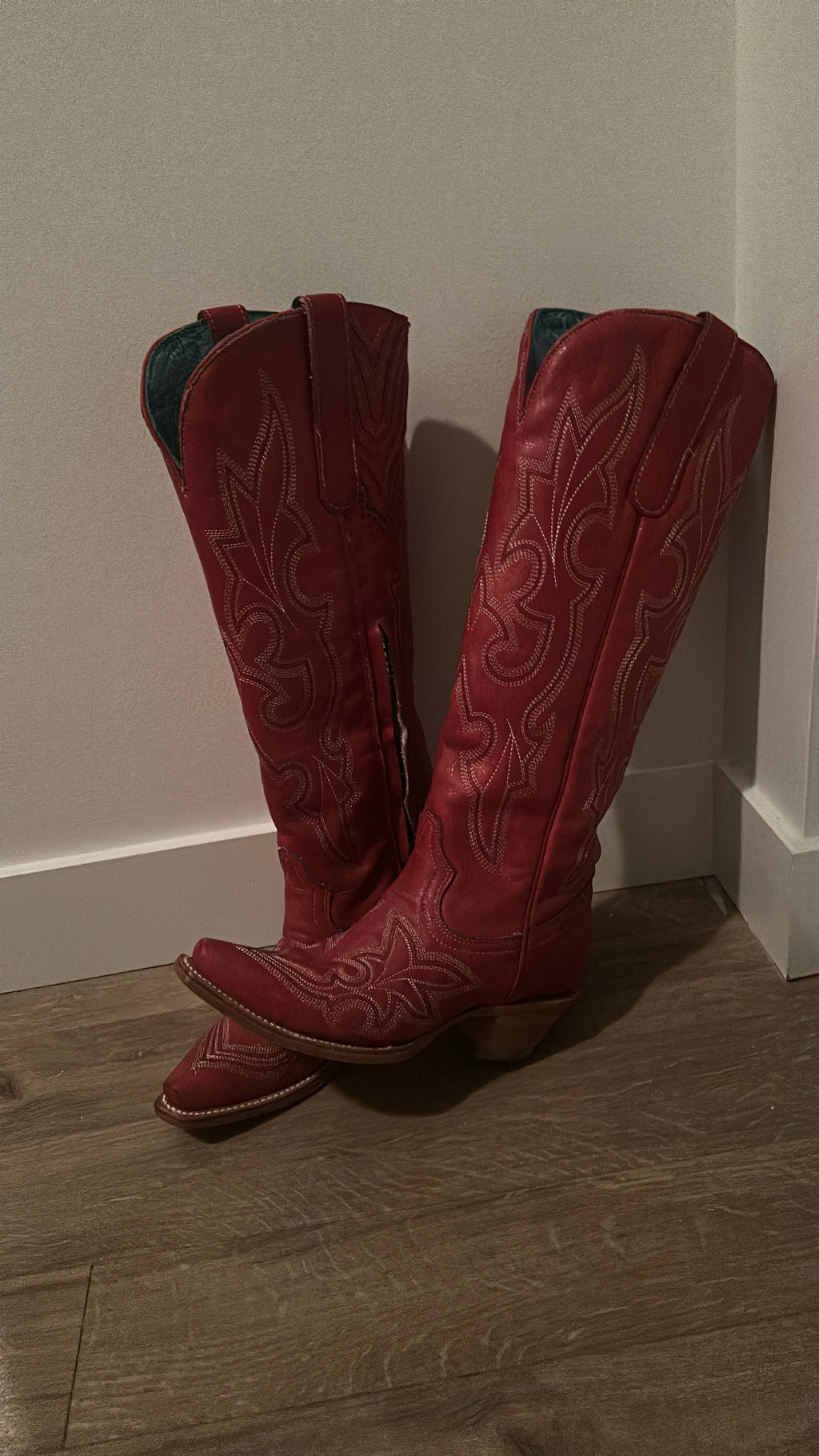 CORRAL Leather Western Boots | Red W/ White Stitching | Size 6
