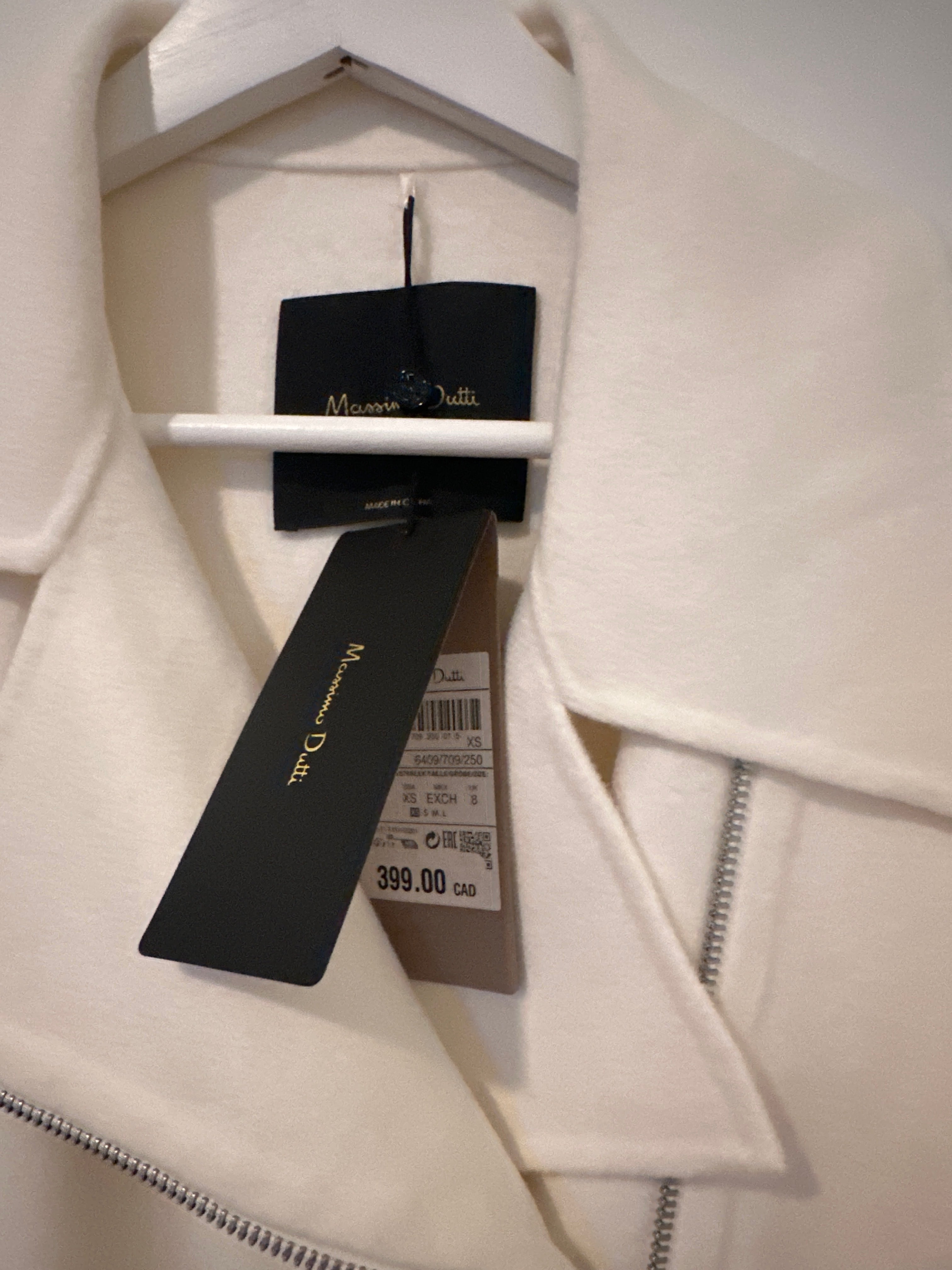 MASSIMO DUTTI OVERSIZE CREAM WOOL BOMBER XS