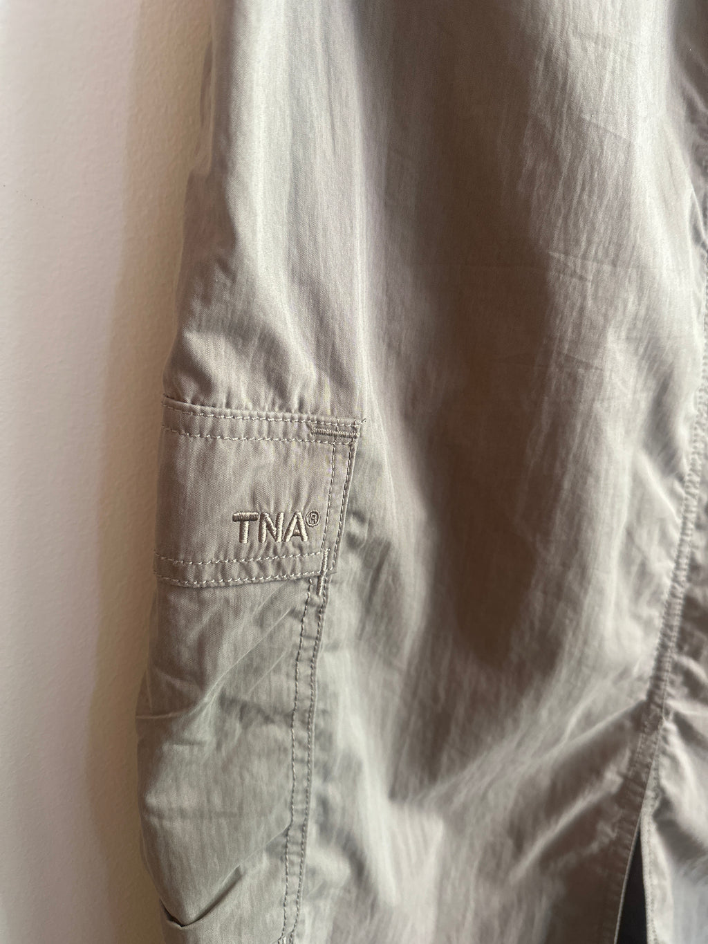 TNA (Aritzia) Utility Cargo Maxi Skirt – Taupe — Size S