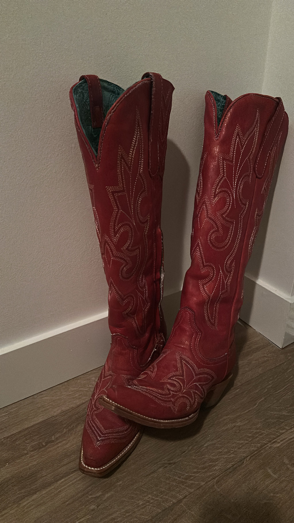CORRAL Leather Western Boots | Red W/ White Stitching | Size 6