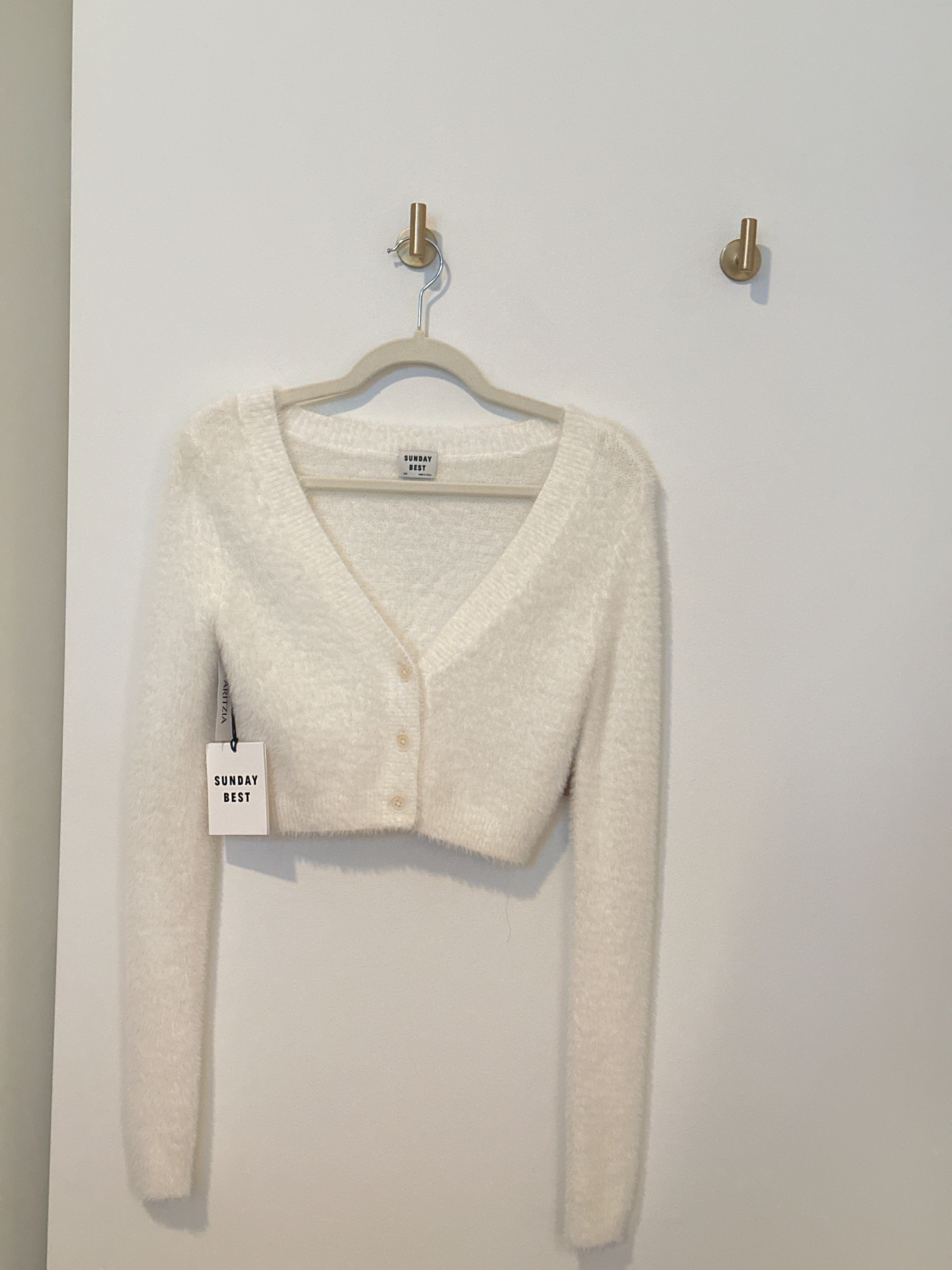 SUNDAY BEST L/S WHITE FUZZY CROP CARDI XXS