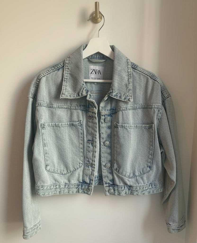 Zara Cropped Denim Jacket – Size S (Oversized Fit)