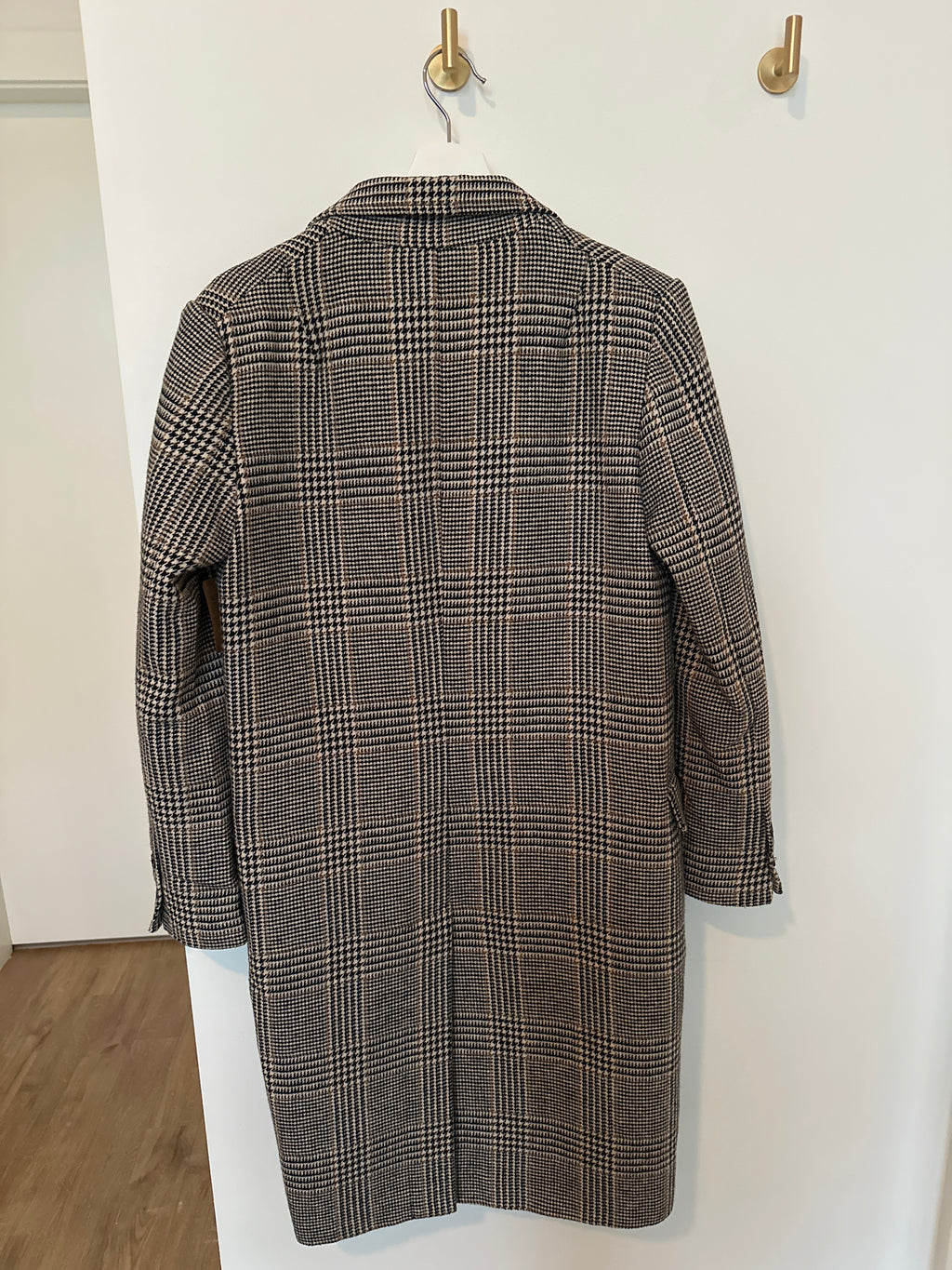 ASTR THE LABEL Double Breasted Houndstooth Coat