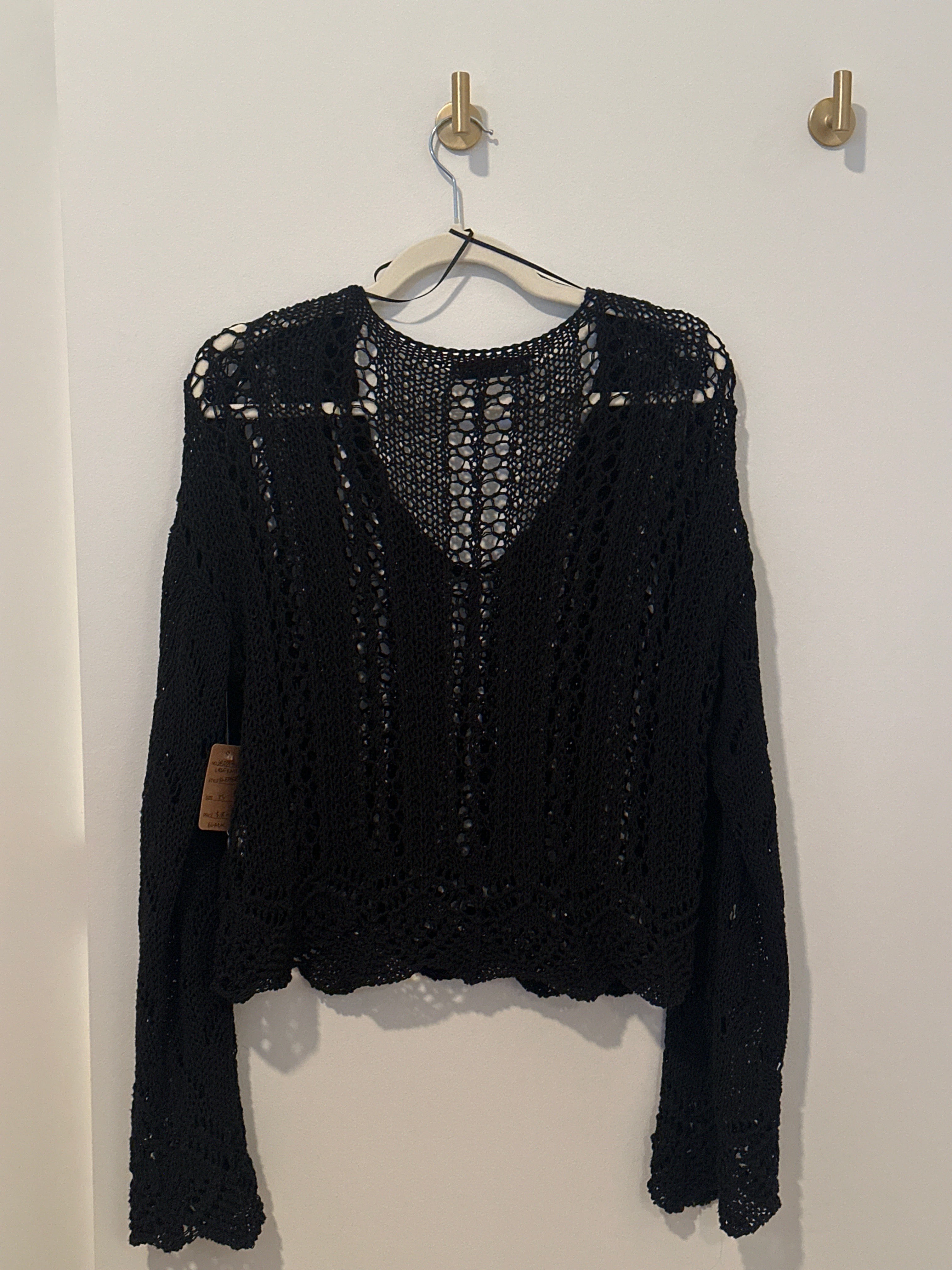 ZARA Croched Long Sleeve V-neck Sweater