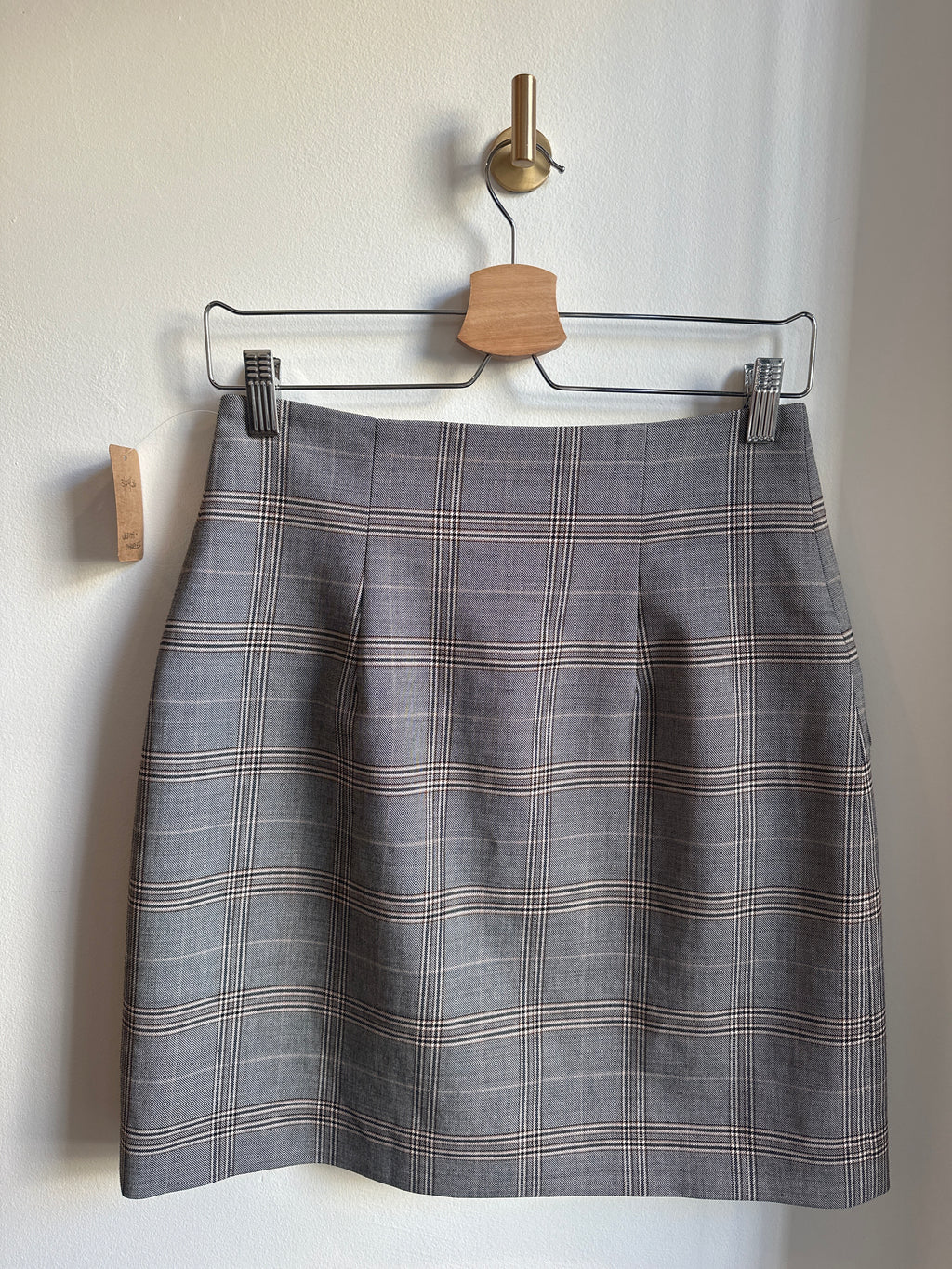 Judith & Charles Plaid Tailored Mini Skirt – Size 2