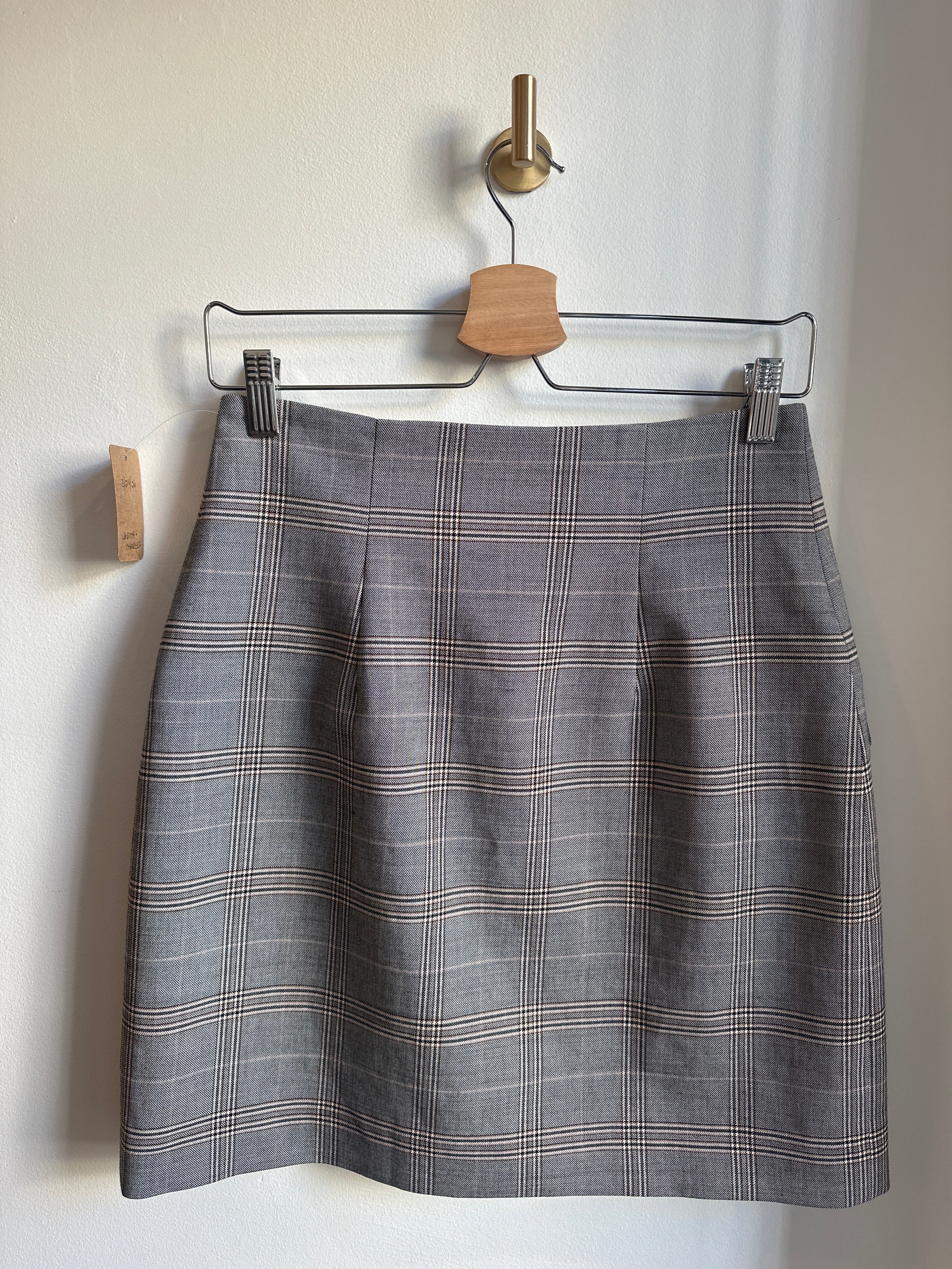 Judith & Charles Plaid Tailored Mini Skirt – Size 2
