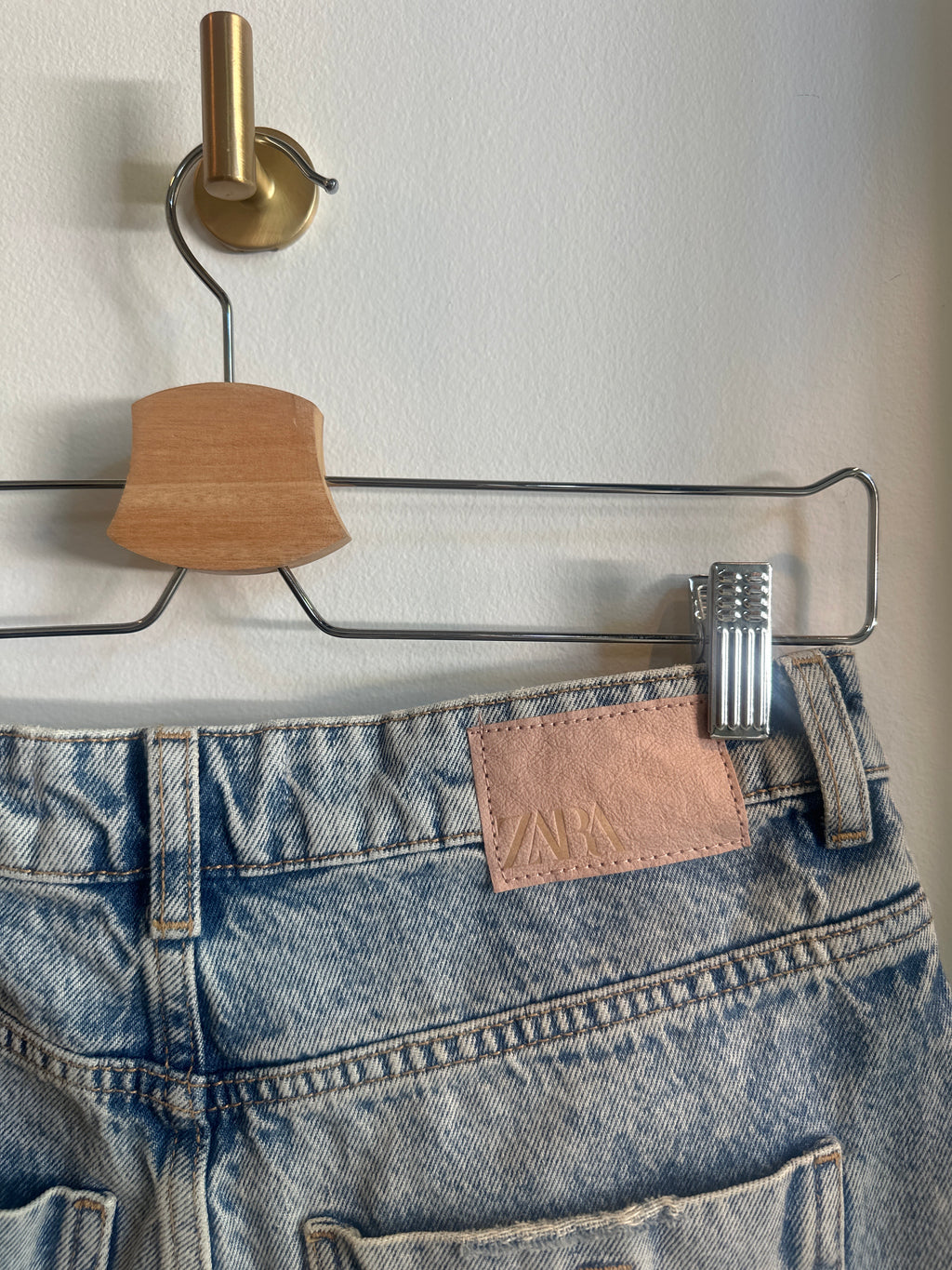 Zara Distressed Acid Wash Denim Shorts | Size: 4