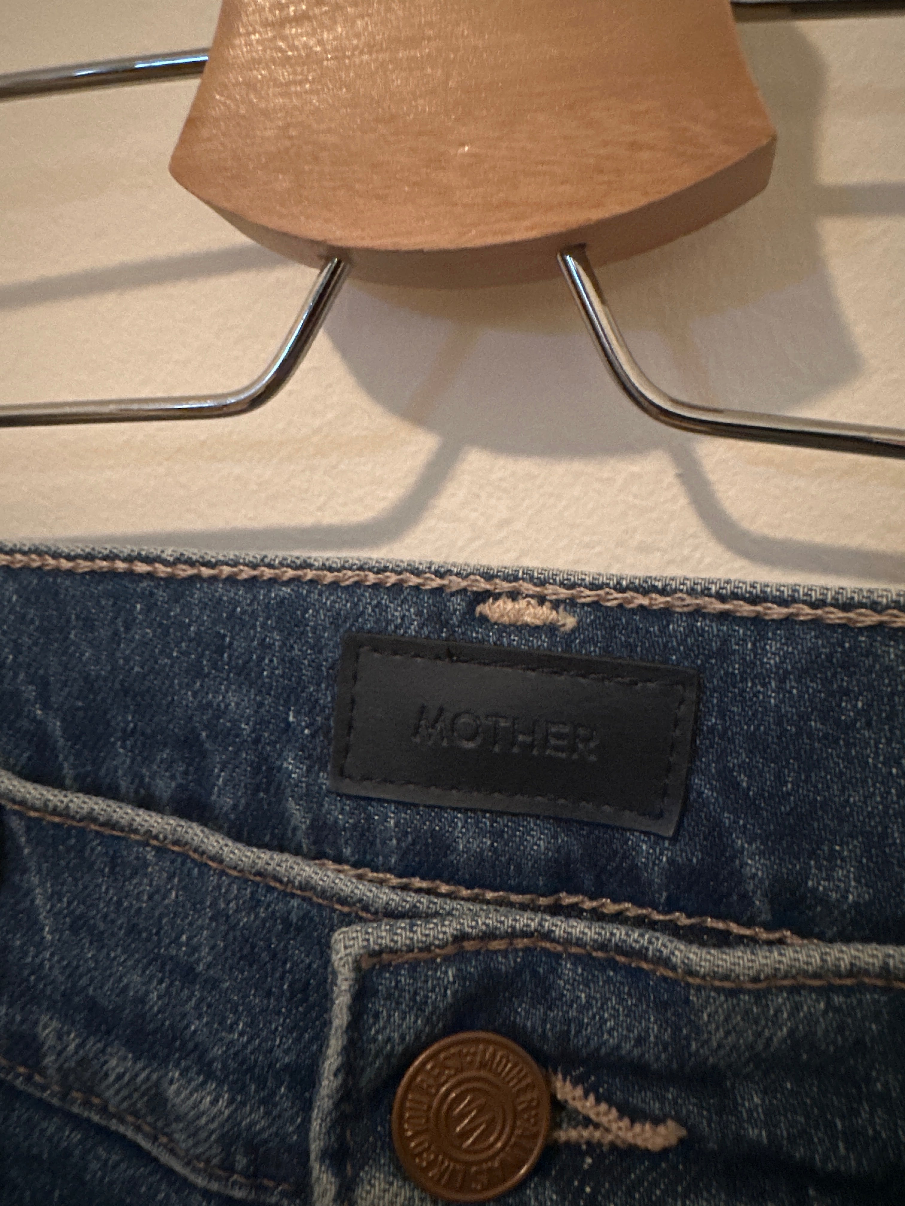 MOTHER DENIM HIGH RISE SLIM 'THE TOMCAT' ANKLE FRAY SIZE 26