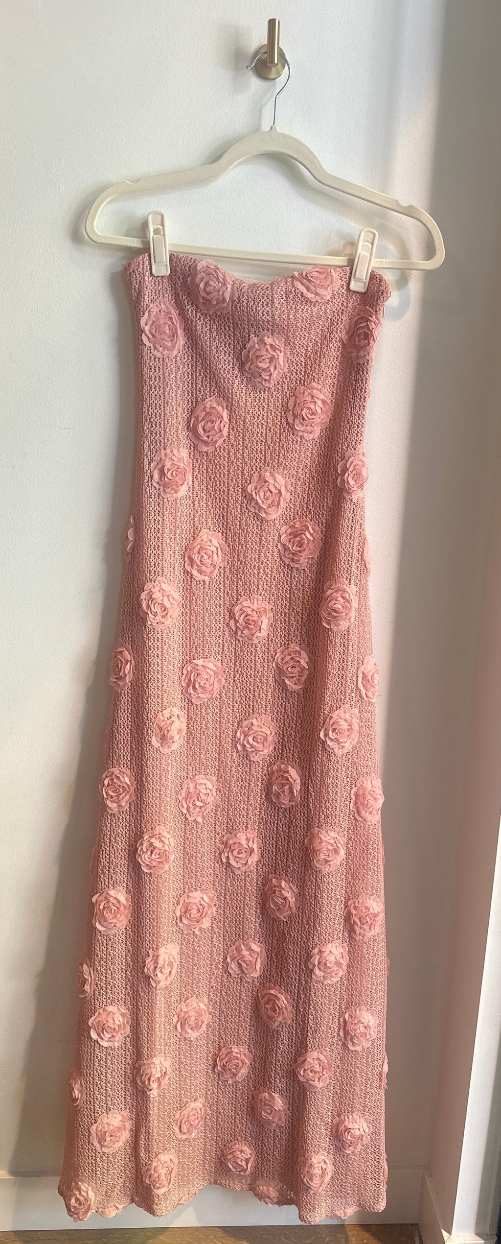 Peppermayo 3D Rosette Midi Dress
Blush Pink | Size Small
