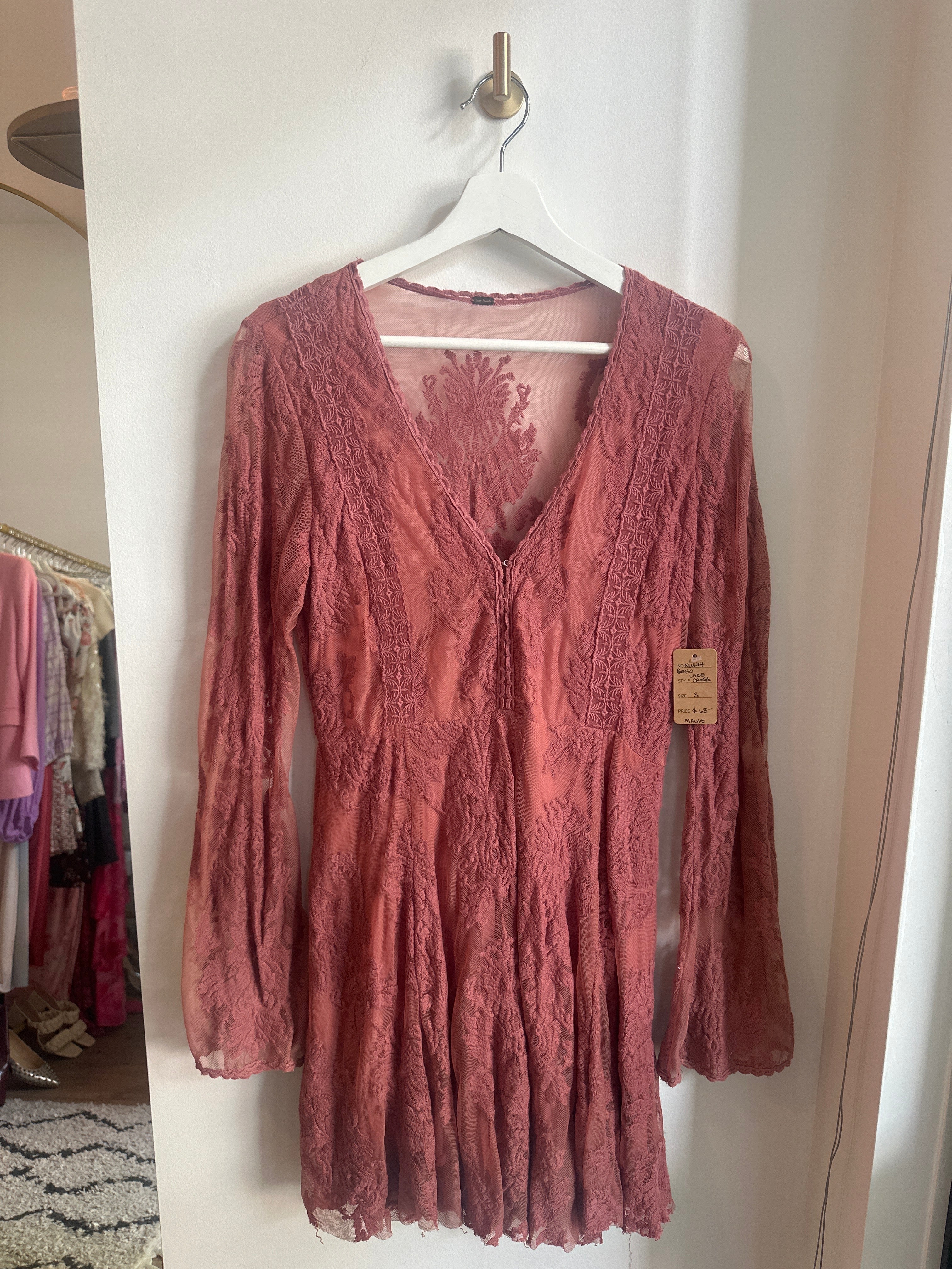 FREE PEOPLE Bohemian Lace Mini Dress – Dusty Rose — Size S
