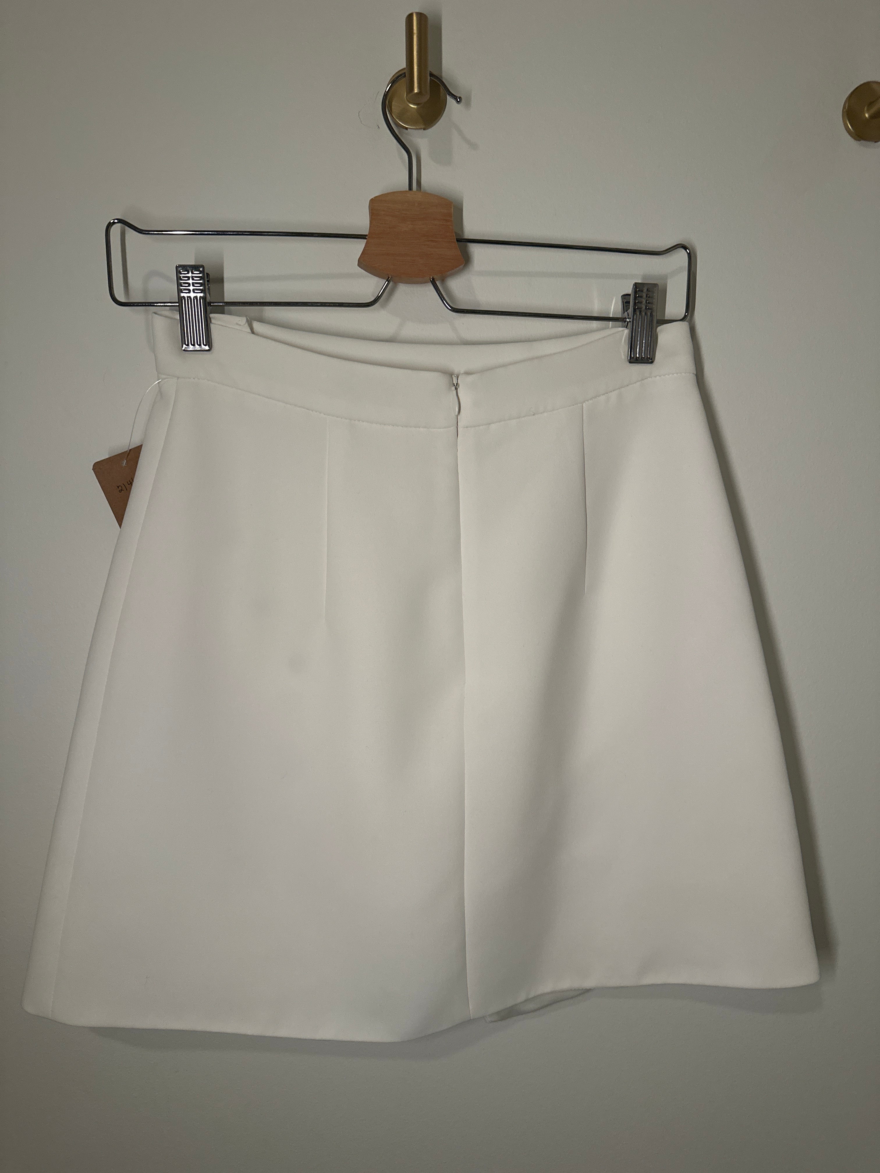 White Sandro Asymmetrical Short Gathered Skirt with Black Button Detail