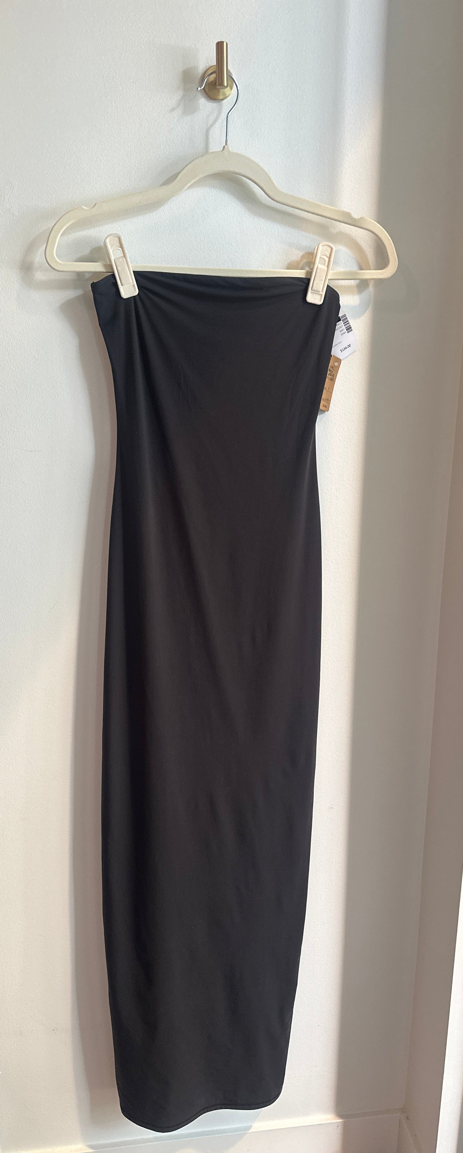 SKIMS Fits Everybody Tube Dress
Colour: Onyx | Size Small | Brand New With Tags