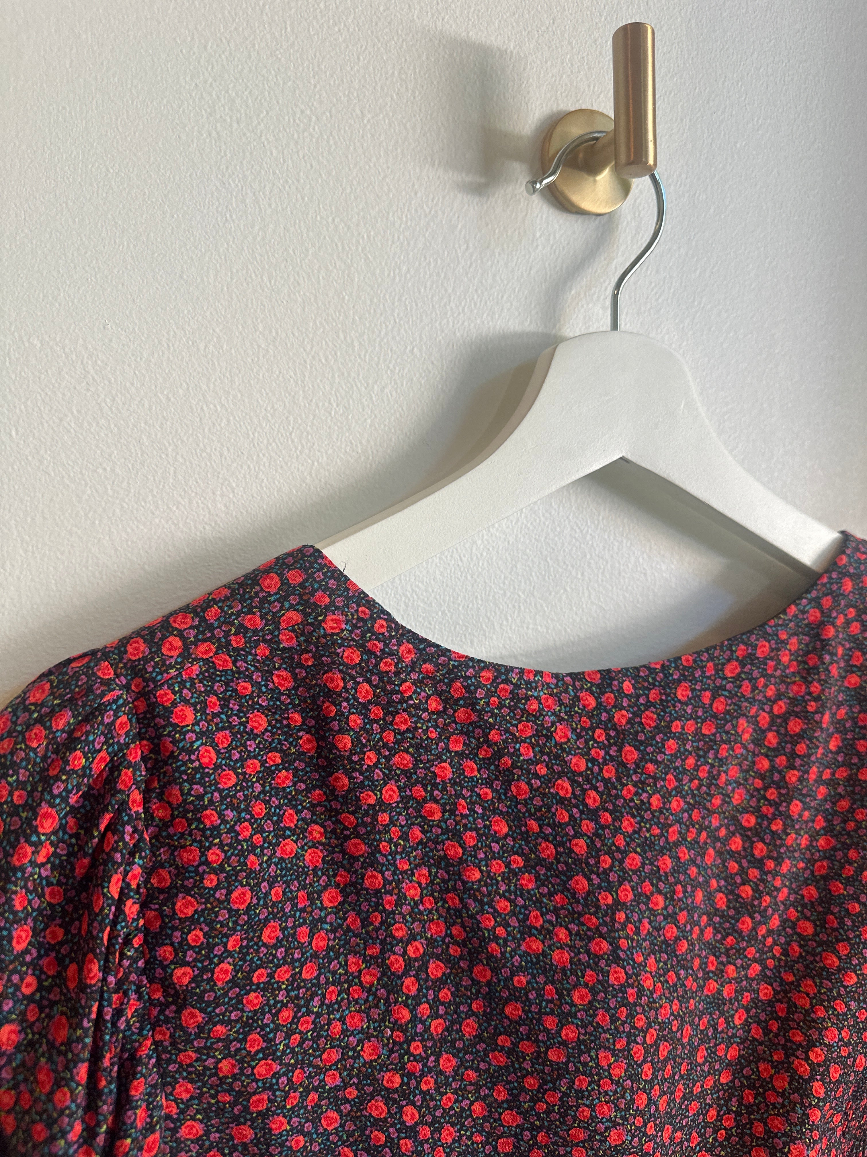 Zara Smocked Sweetheart Floral Crop Top | Size M | (BNWT)