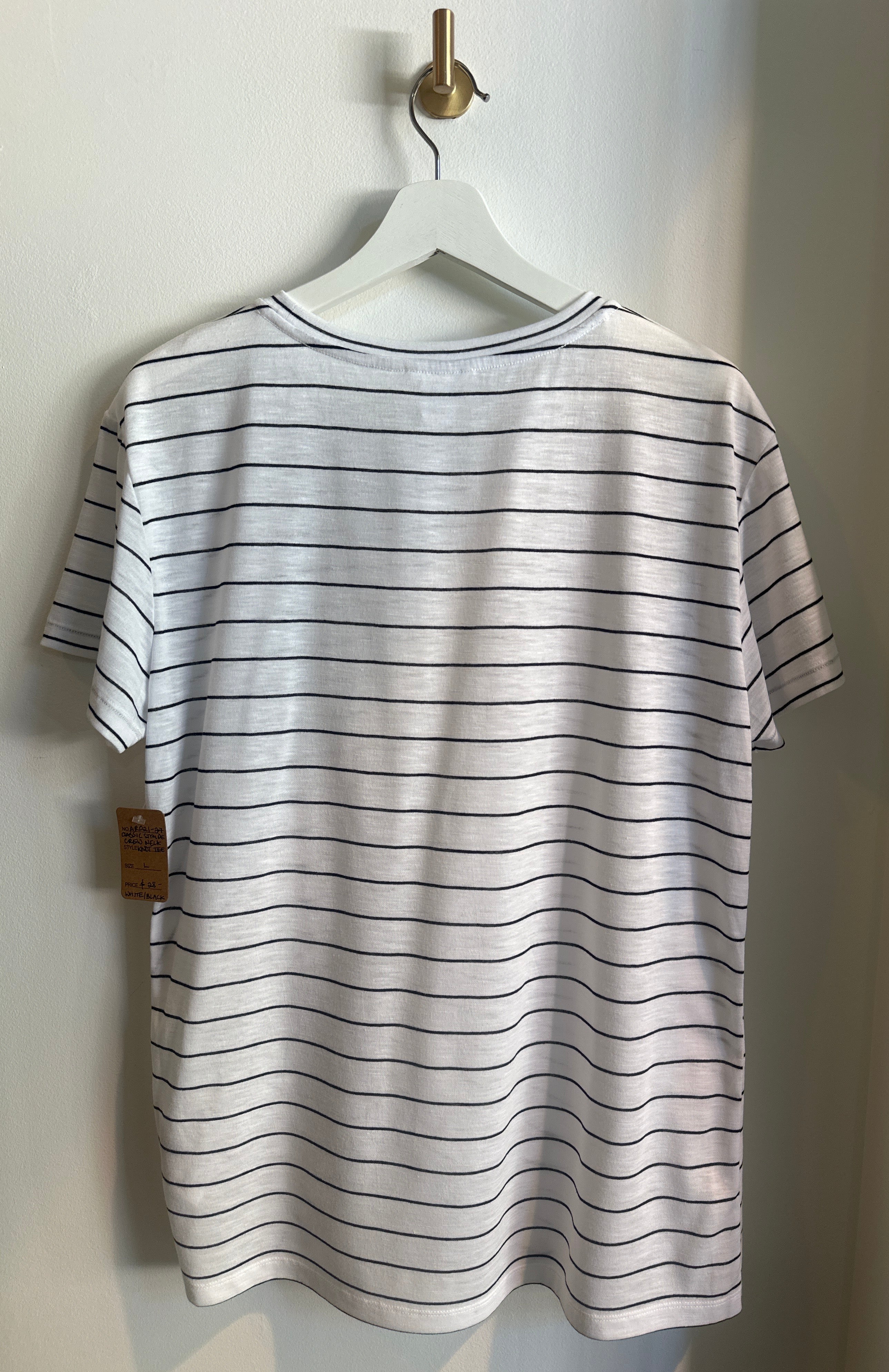 Club Monaco Knotted Stripe Tee | Size L | White/Black Stripe