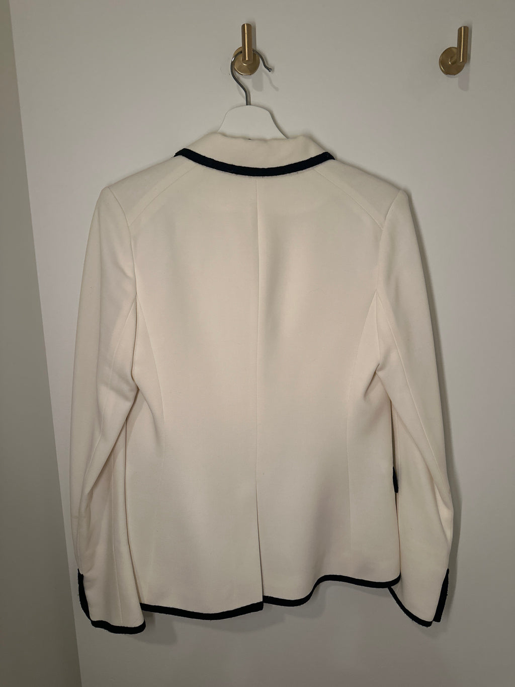 Veronica Beard Peaked Lapel Blazer Cream w/ Black Trim