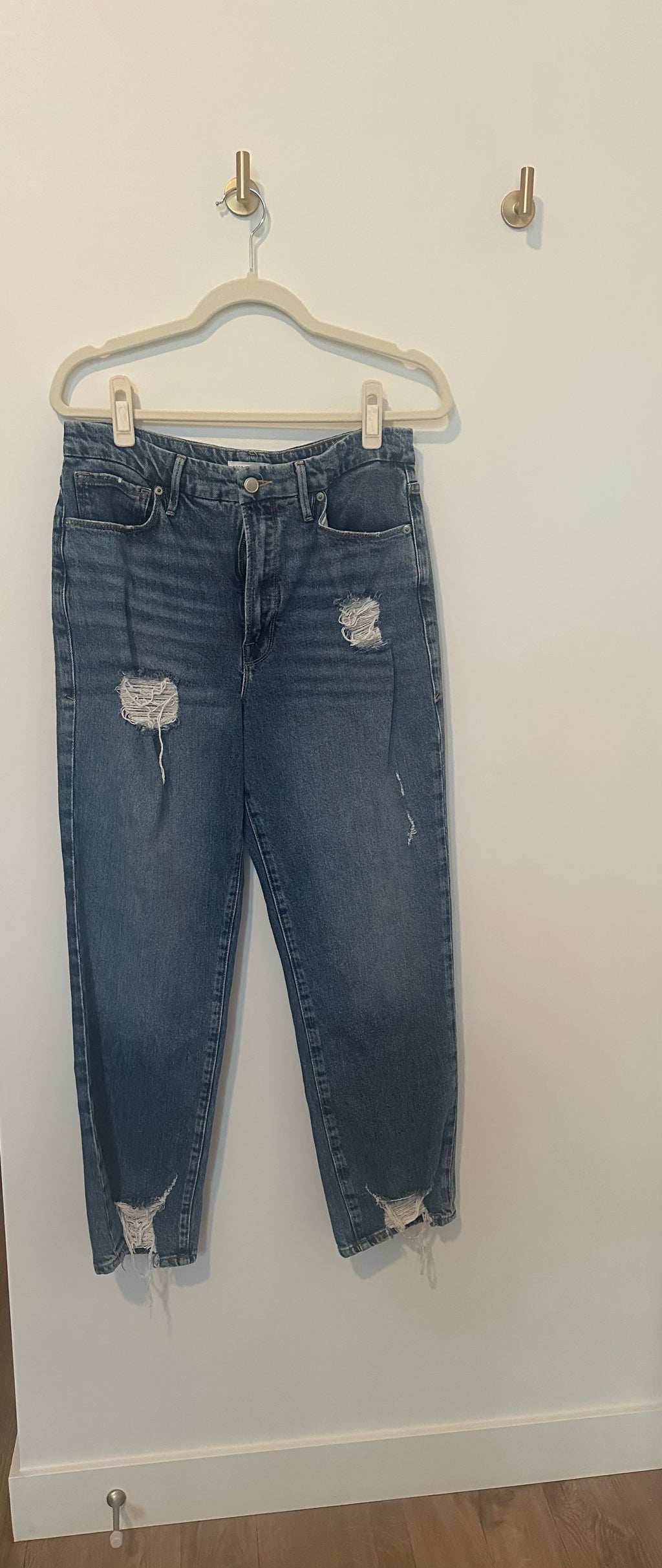 Good American Always Fit Distressed Jeans Slim Leg