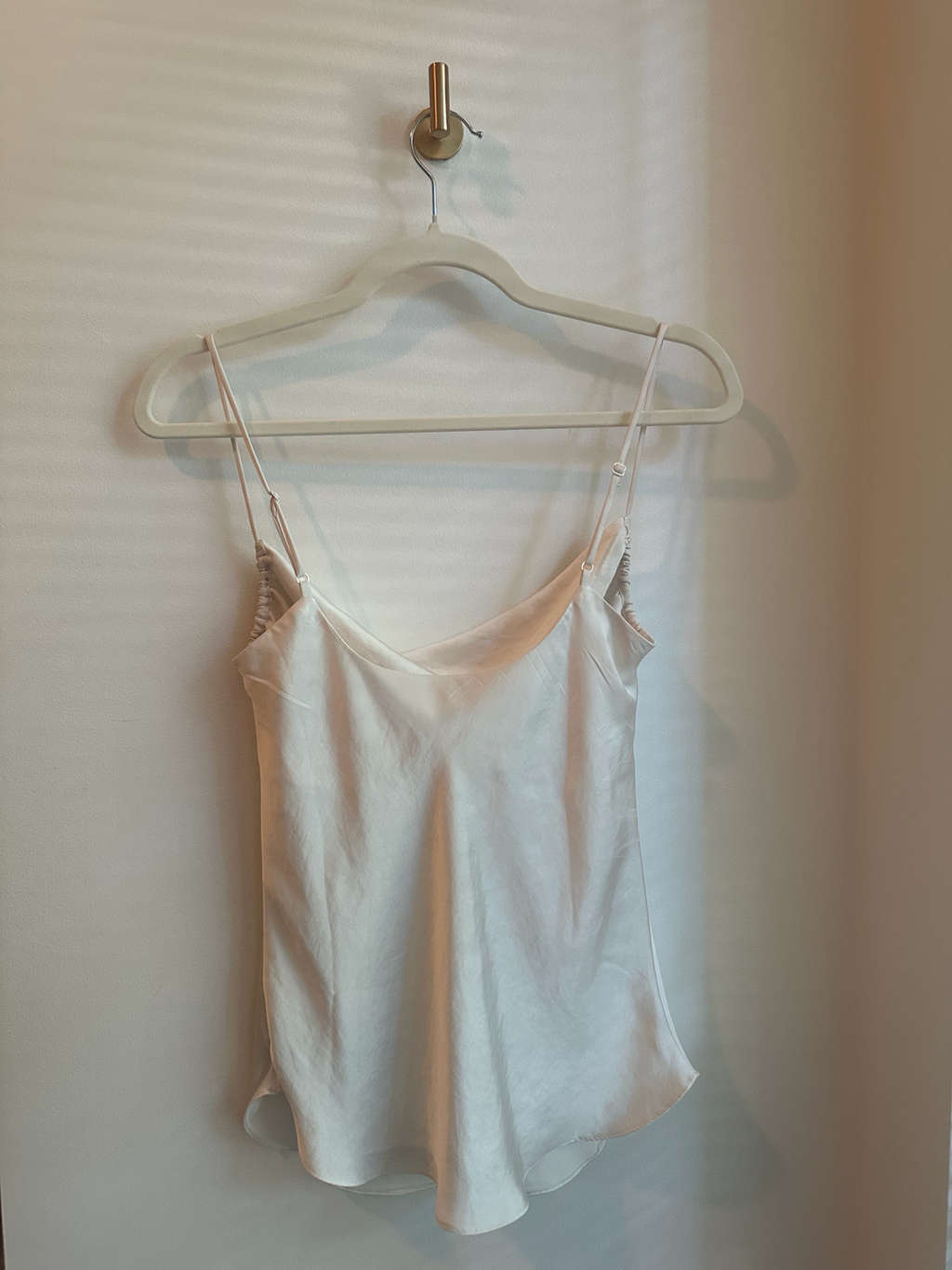Wilfred Satin Cowl Neck Camisole – Champagne | Size Small