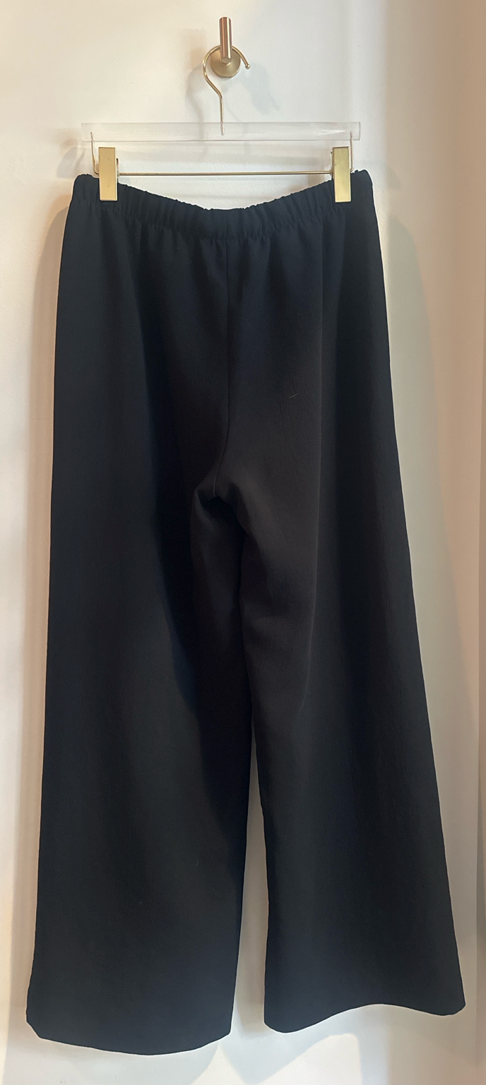 Wilfred | The Lodge Pant™ – Crepette™ | Size M | Black